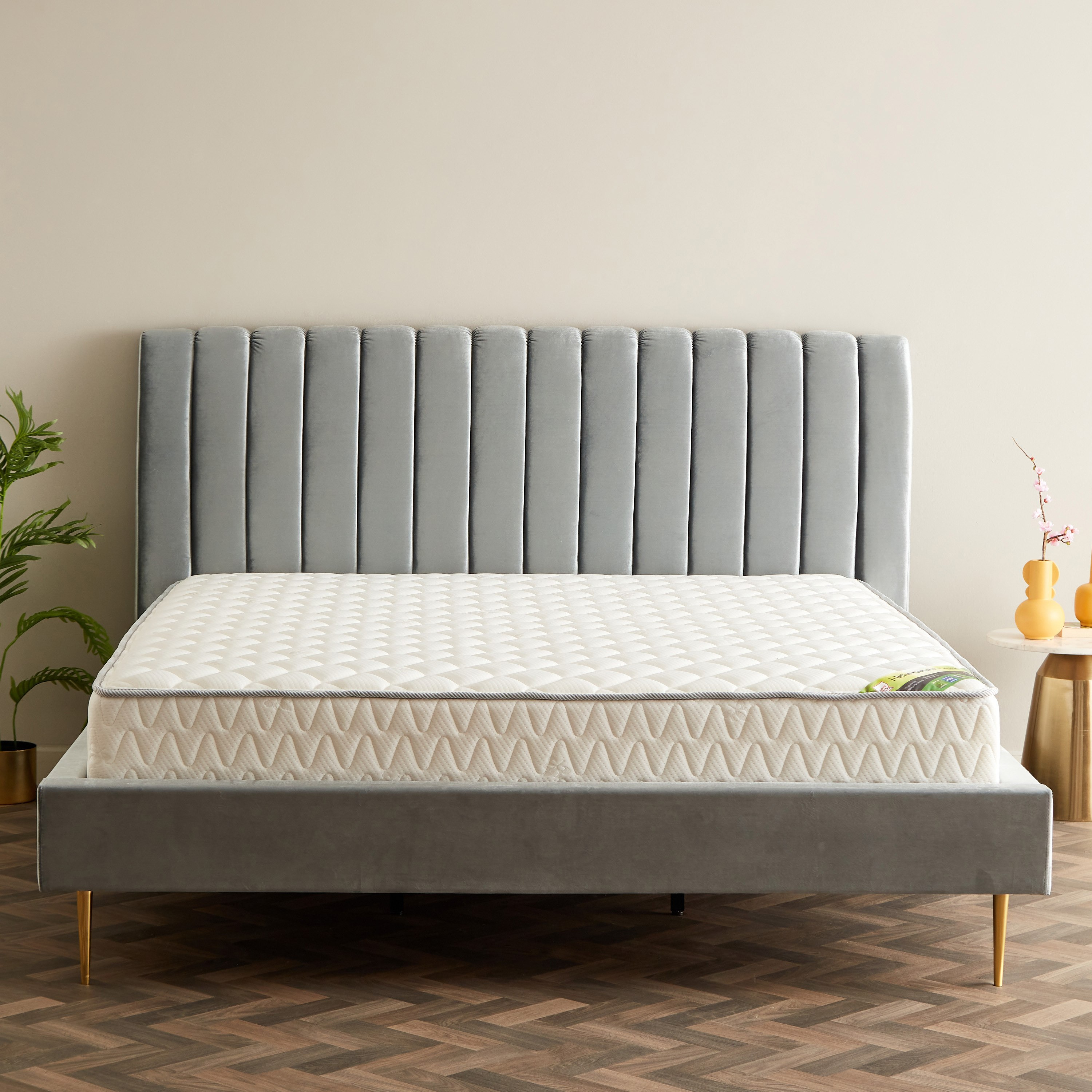 SleepLuxe iBliss Natural Latex Medium Firm Pocket Spring King Mattress - 180x200x28 cm-hbxfurniture-mattresses-king-image-3