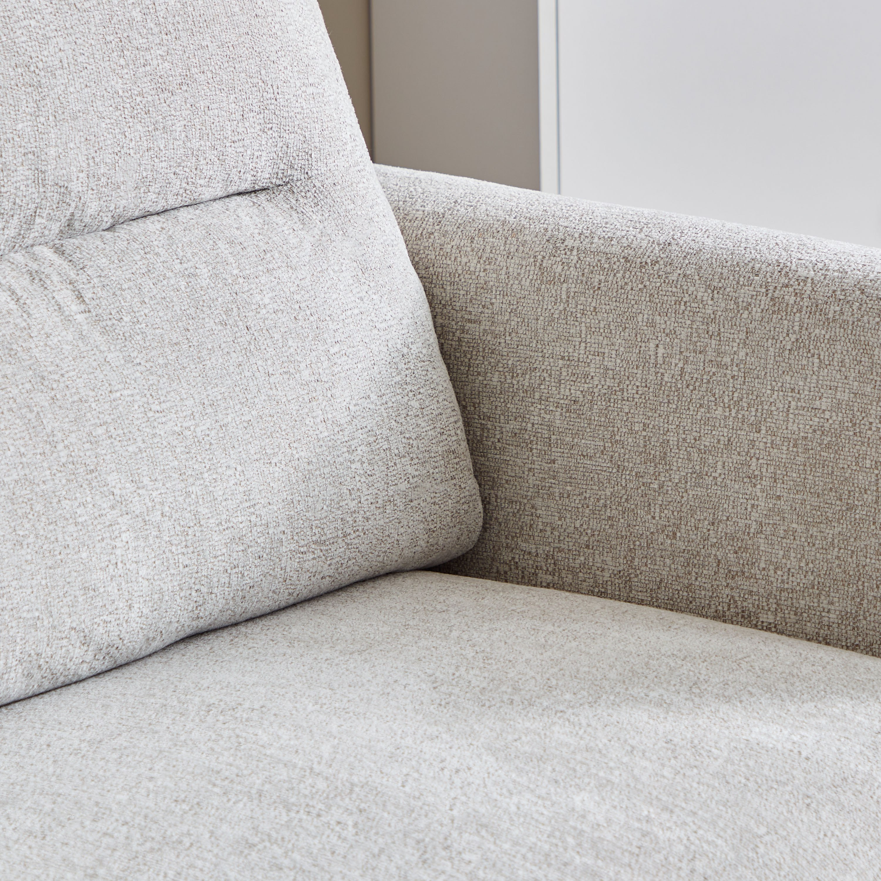كنبة قماش 3 مقاعد من ميكونوس-hbxlivingroom-sofasandarmchairs-sofas-image-4