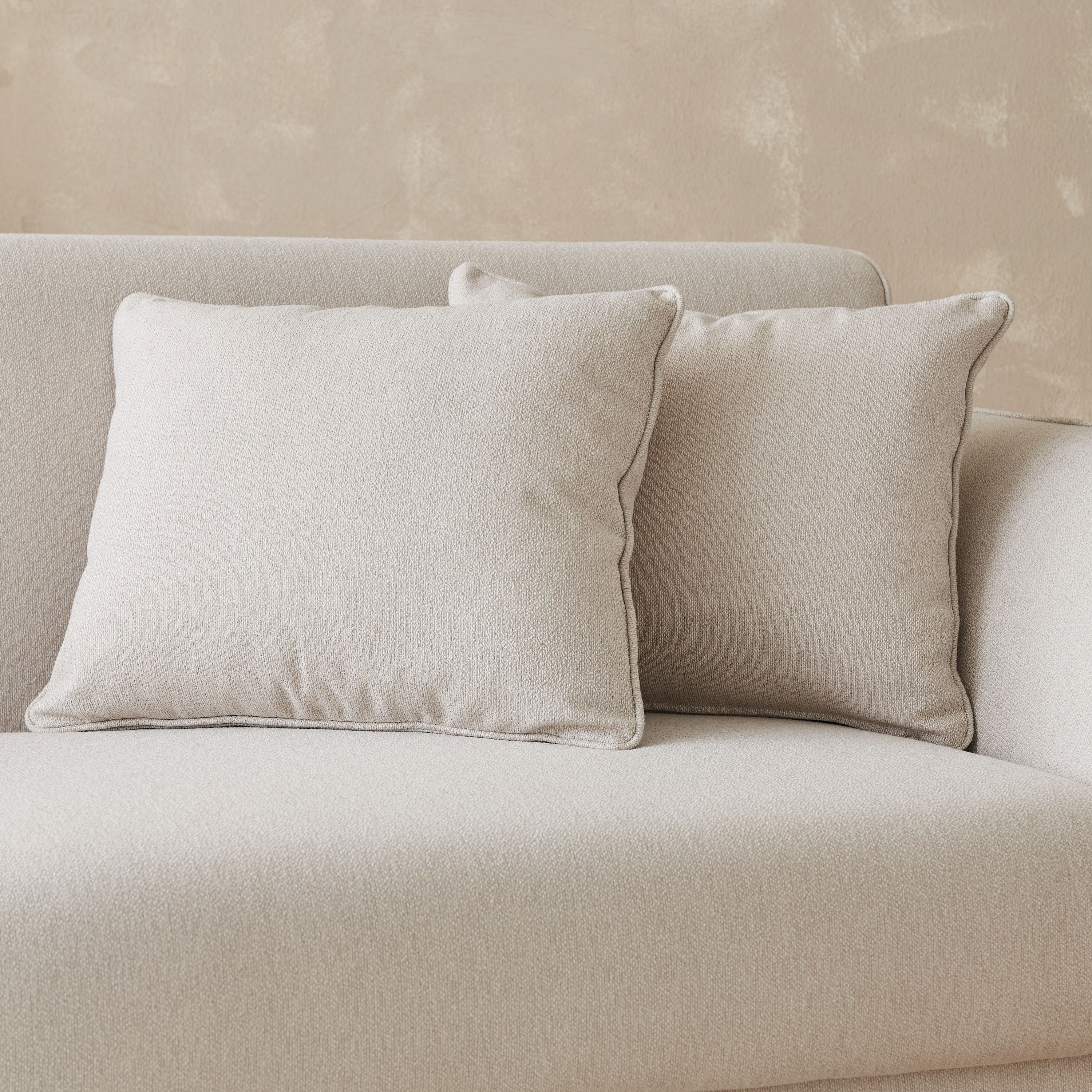 كنبة قماش 3 مقاعد مع 3 وسائد من تيهاني-hbxlivingroom-sofasandarmchairs-sofas-image-3