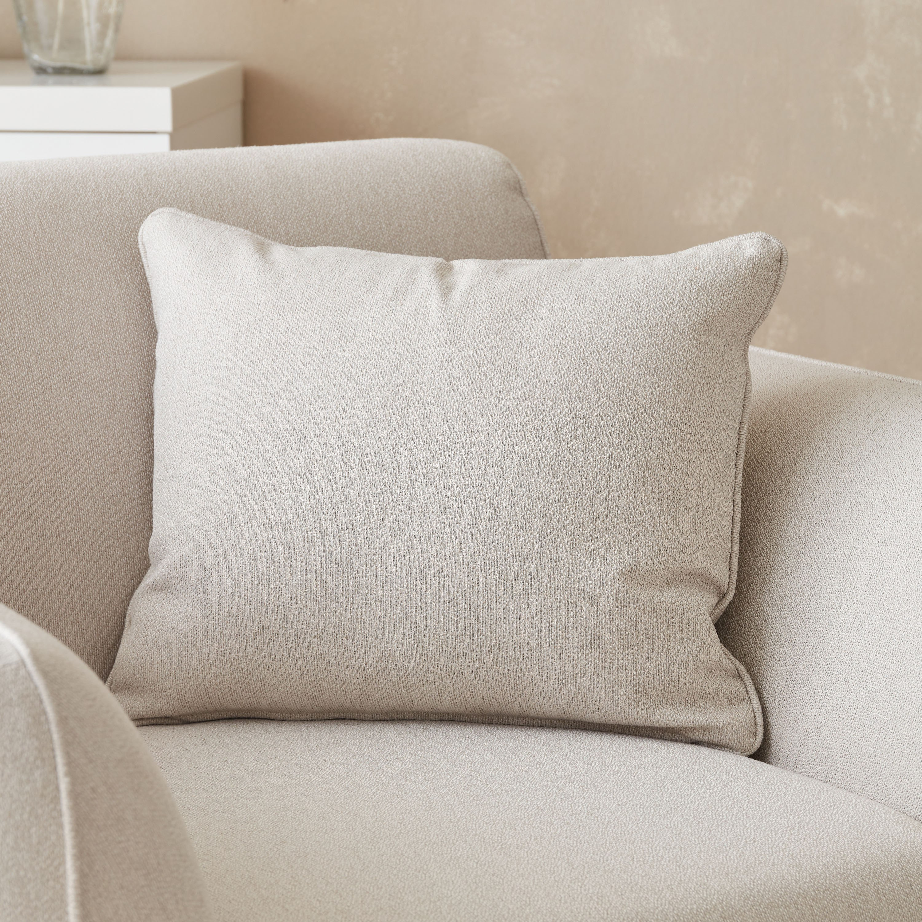 كنبة مخملية مقعد واحد مع وسادة من تيهاني-hbxlivingroom-sofasandarmchairs-sofas-image-3