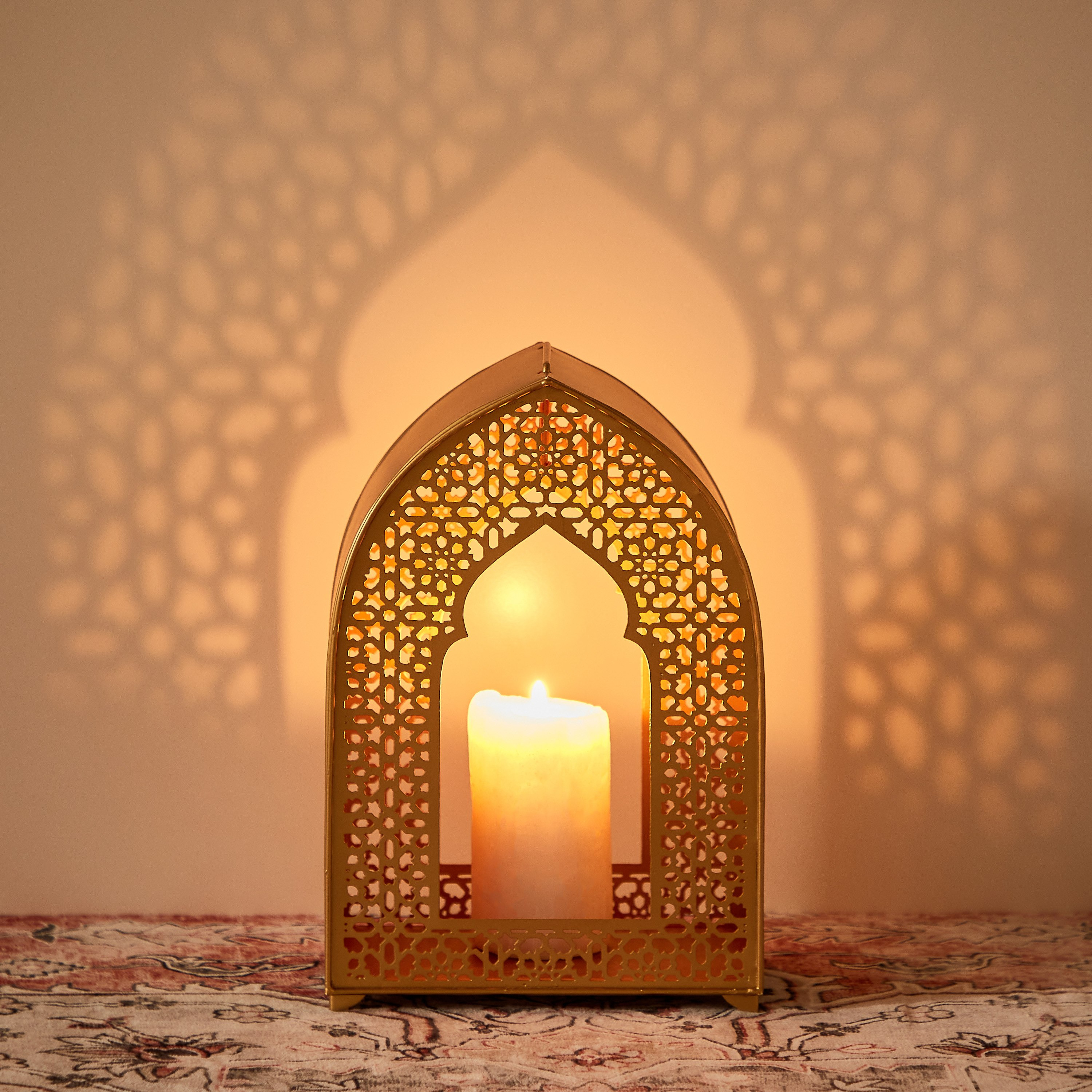 Markazi Metal Jharokha Lantern - 18x12x27 cm-hbxdecorandfurnishings-homeaccessories-lanterns-image-1