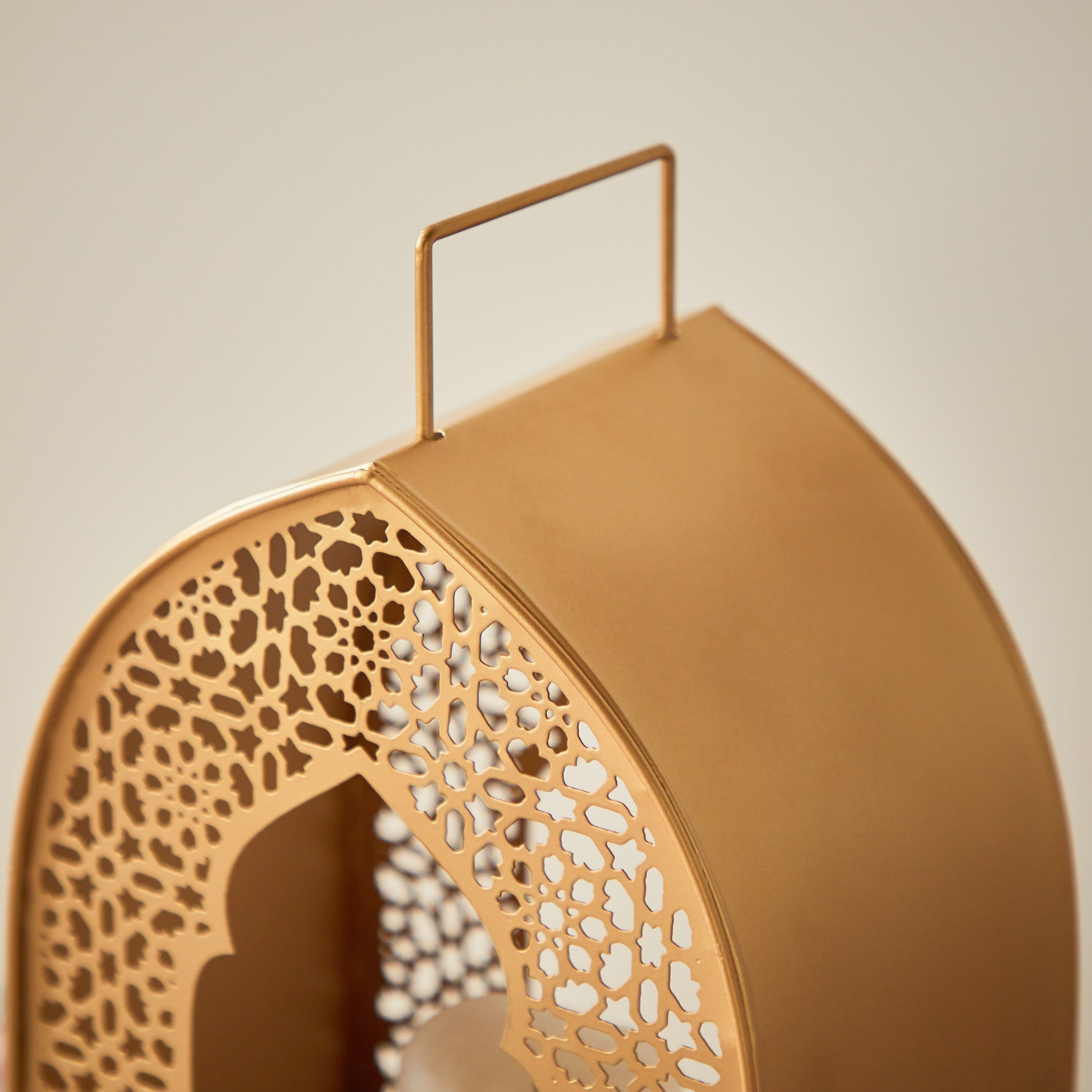 Markazi Metal Jharokha Lantern - 18x12x27 cm-hbxdecorandfurnishings-homeaccessories-lanterns-image-3
