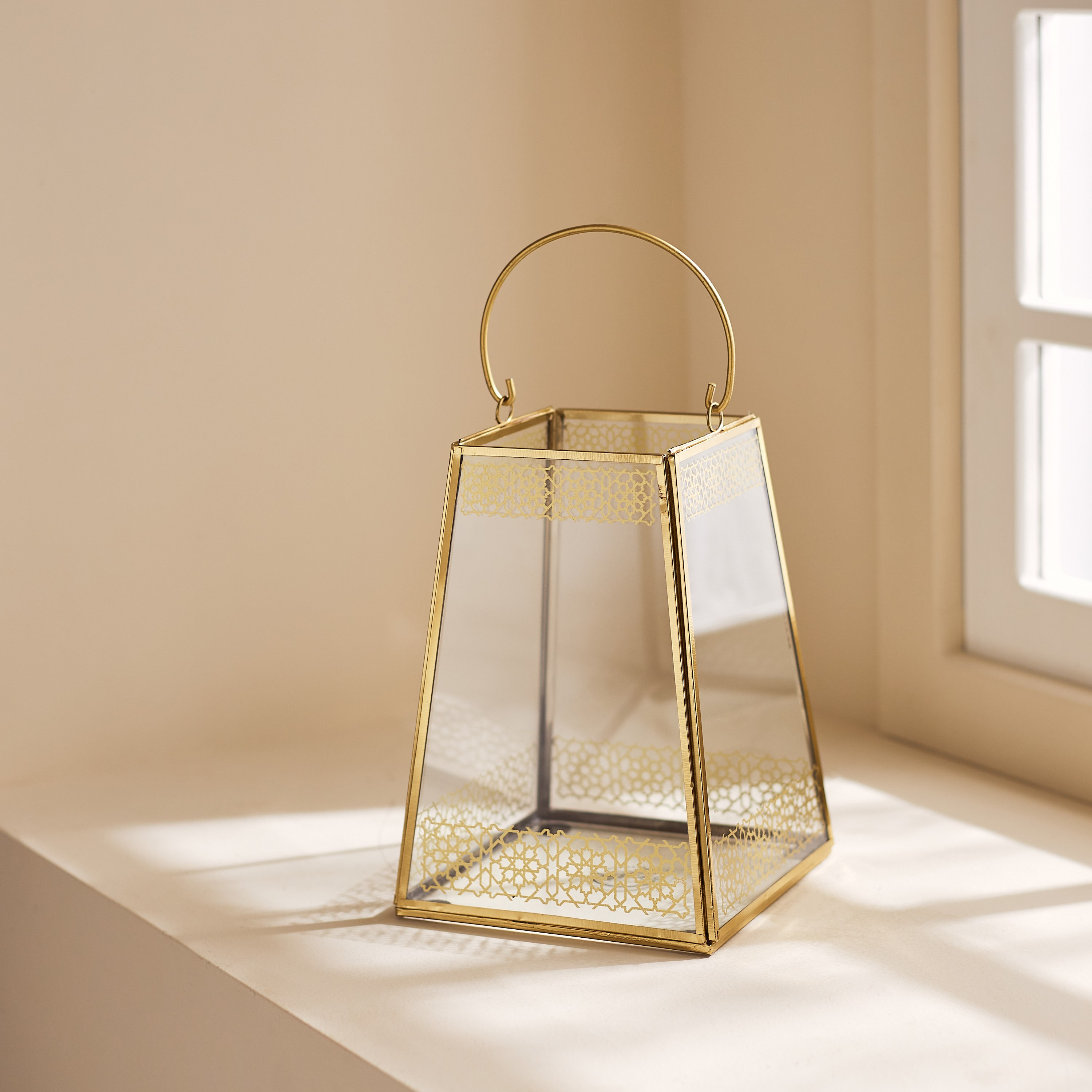 فانوس من إيفي ماركازي - 15x15x21.5 سم-hbxdecorandfurnishings-homeaccessories-lanterns-image-2
