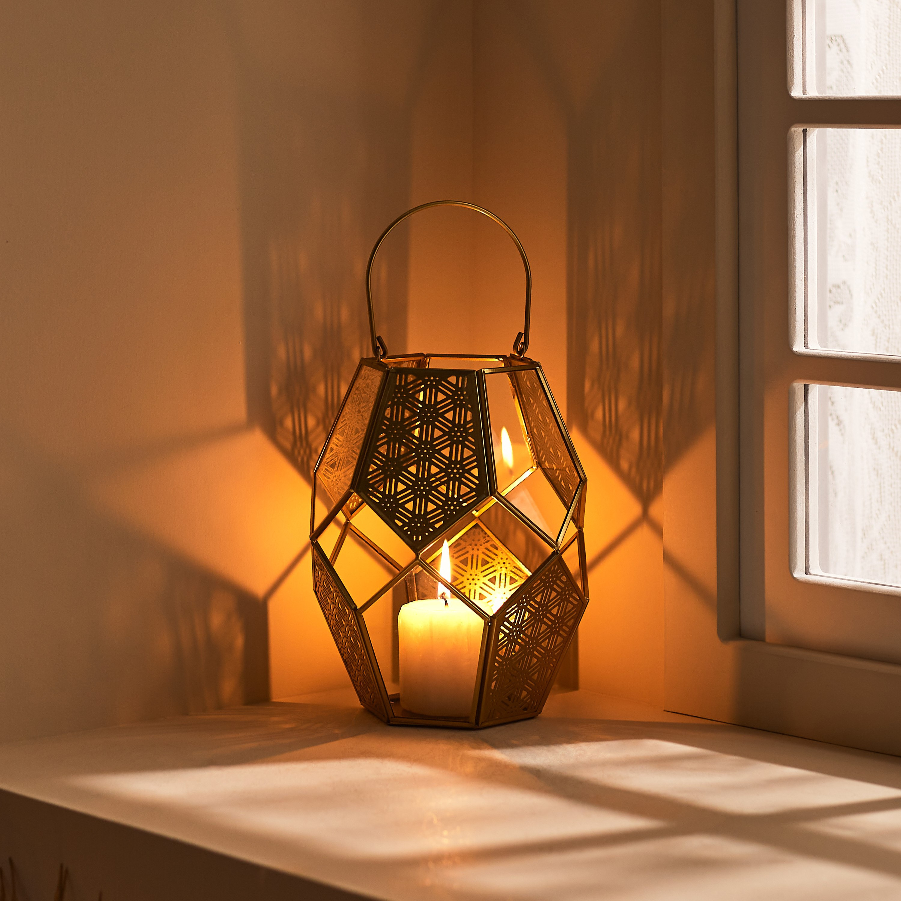 Evie Markazi Lantern - 18x18x23.5 cm-PROMO_HB_AE_B1G1_250925-image-2