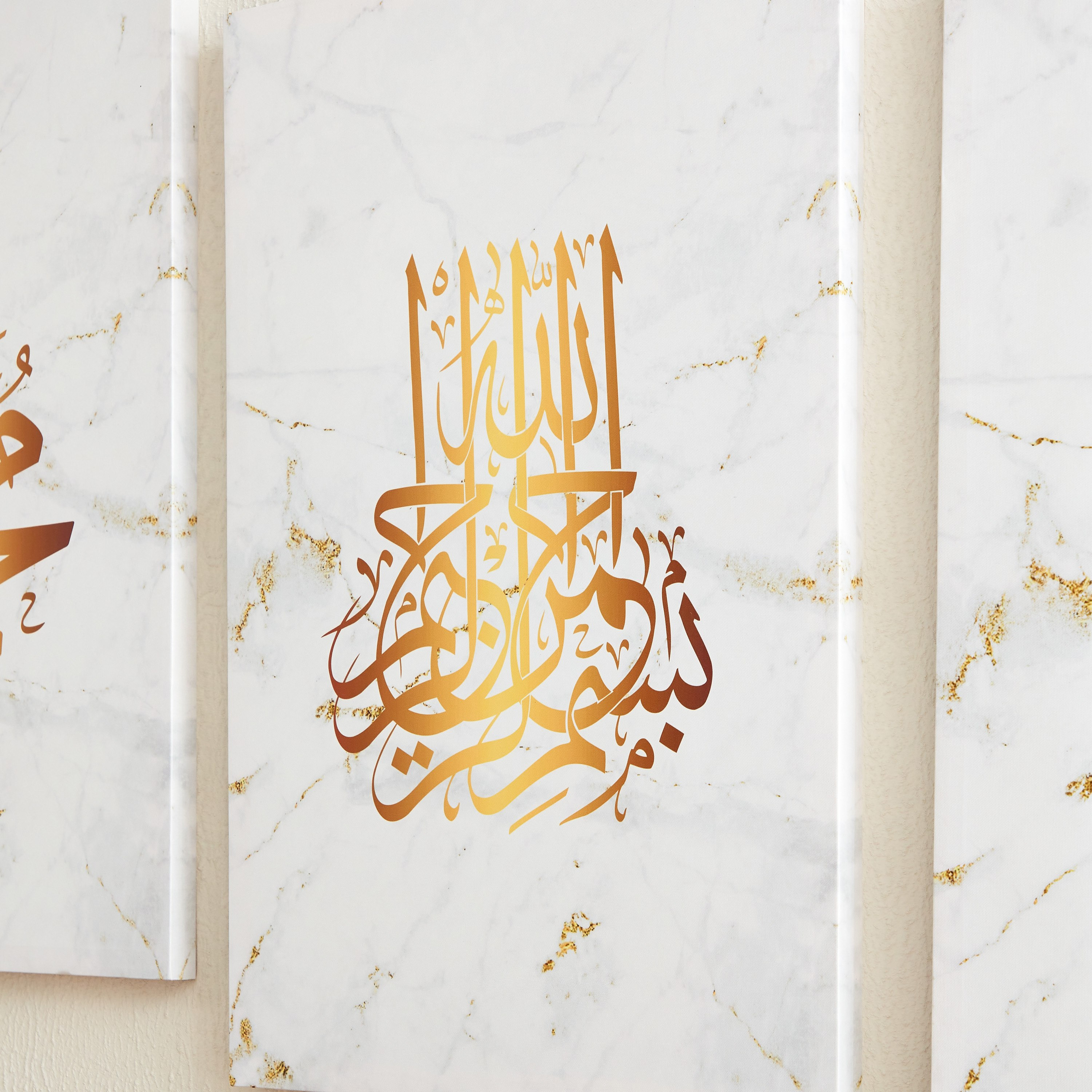 طقم زينة حائط 3 قطع بسطح لامع من زينب - 40x60x2.5 سم-hbxhomeware-hbxdecorandfurnishings-image-3