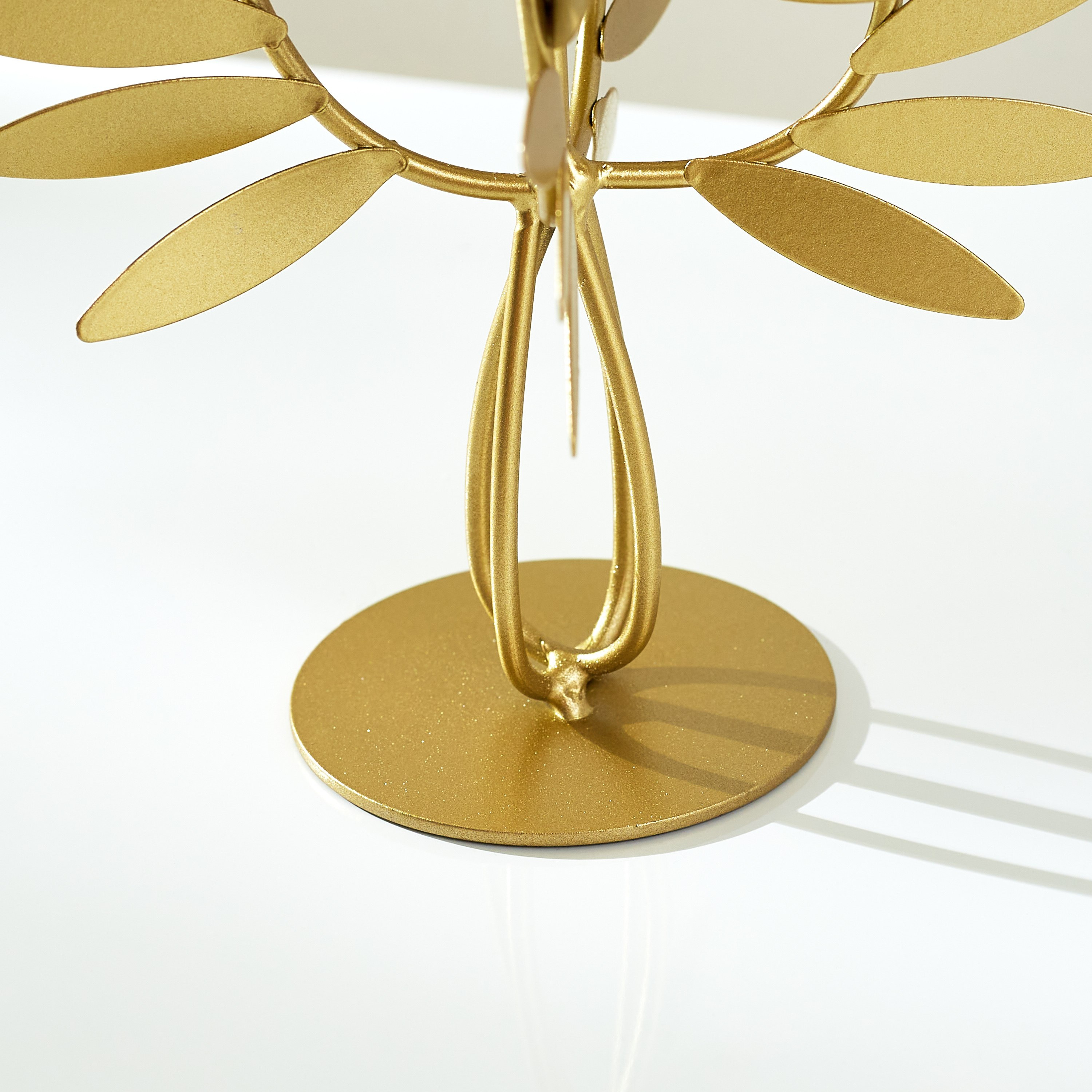 حامل شموع معدن بتصميم ورقة شجر من اسكو - 12x12x20 سم-hbxlivingroom-decorandaccessories-candleholders-image-3