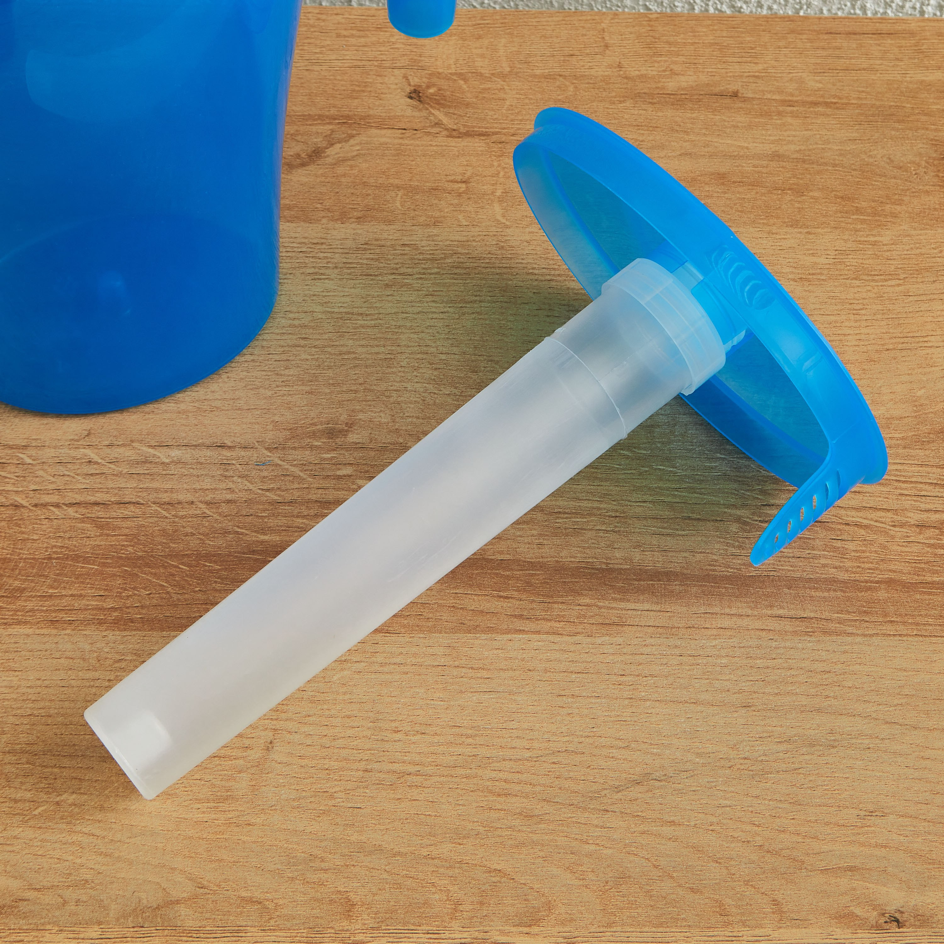 إبريق بحامل ثلج من كوزموبلاست - 2.5 لتر-hbxkitchen-kitchenware-kitchenaccessories-image-3