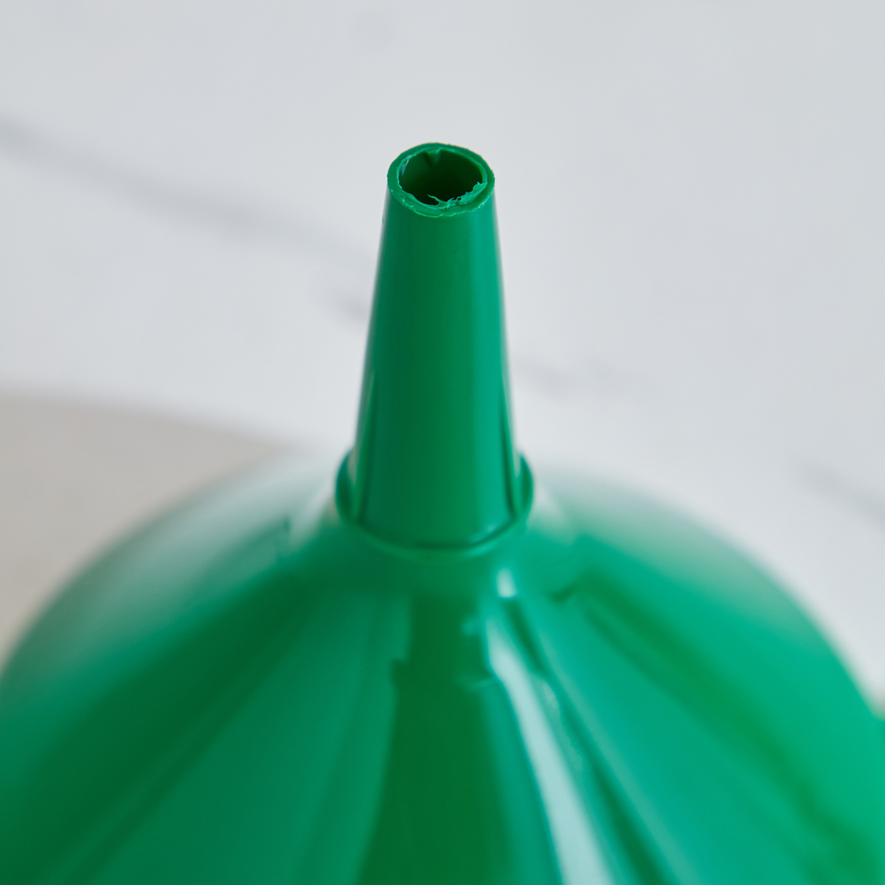 قمع متوسط من كوزموبلاست-hbxkitchen-kitchenware-kitchenaccessories-image-4