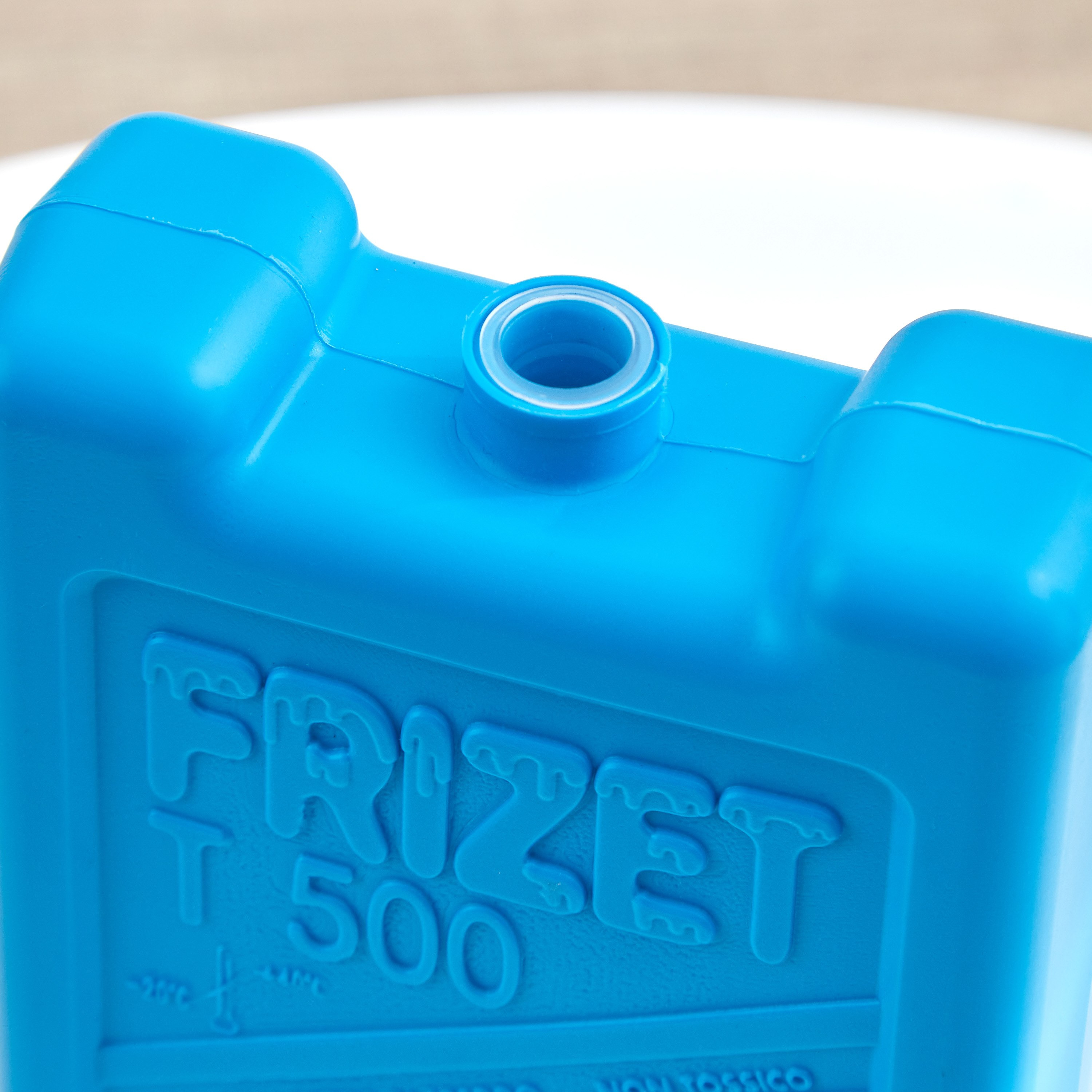 Cosmoplast Ice Pack - 500 ml-hbxkitchen-kitchenware-kitchenaccessories-image-3
