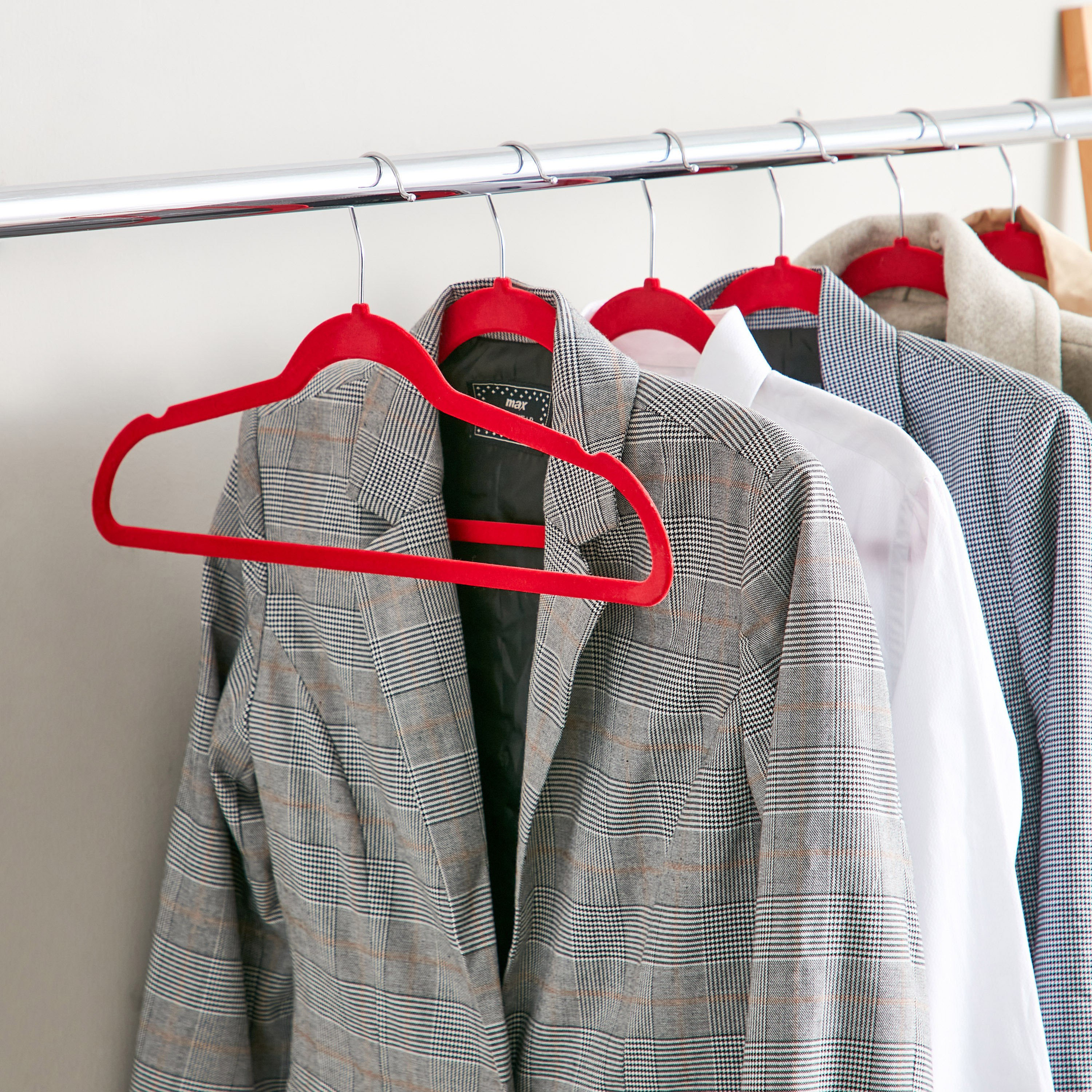 طقم علّاقات مخملية 6 قطع من بريما-hbxhomeware-bathandlaundry-clothesdryingracks-image-1