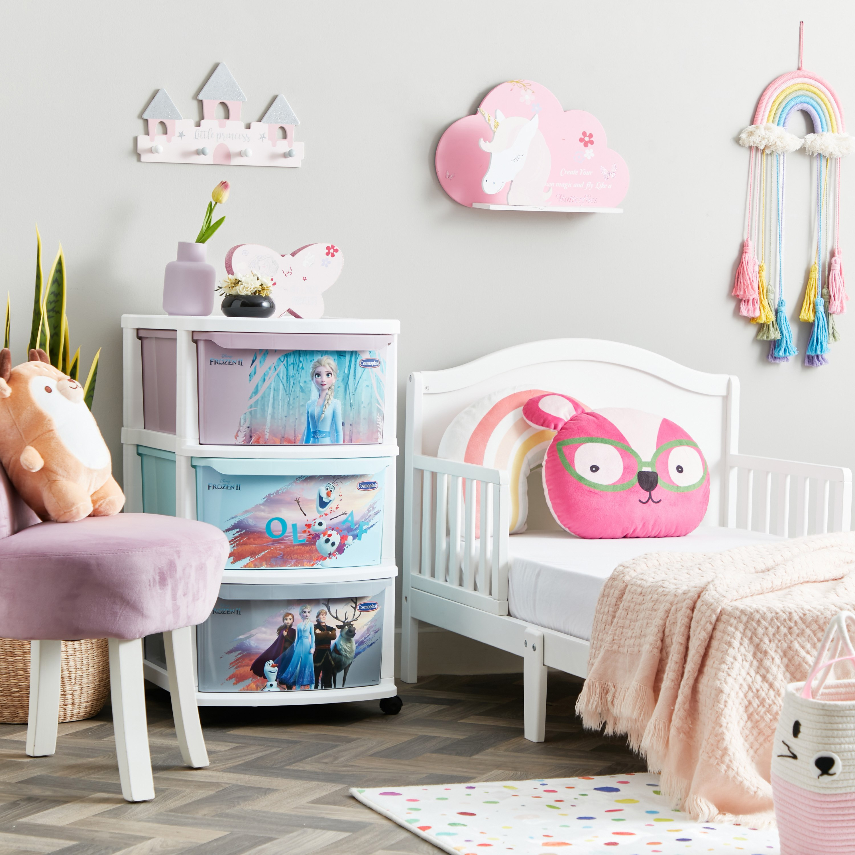 وحدة للأطفال متعددة الأغراض بعجلات وثلاثة أدراج وطابع فروزن - 52x42x70 سم-hbxhomeware-hbxkidsandyouth-image-5