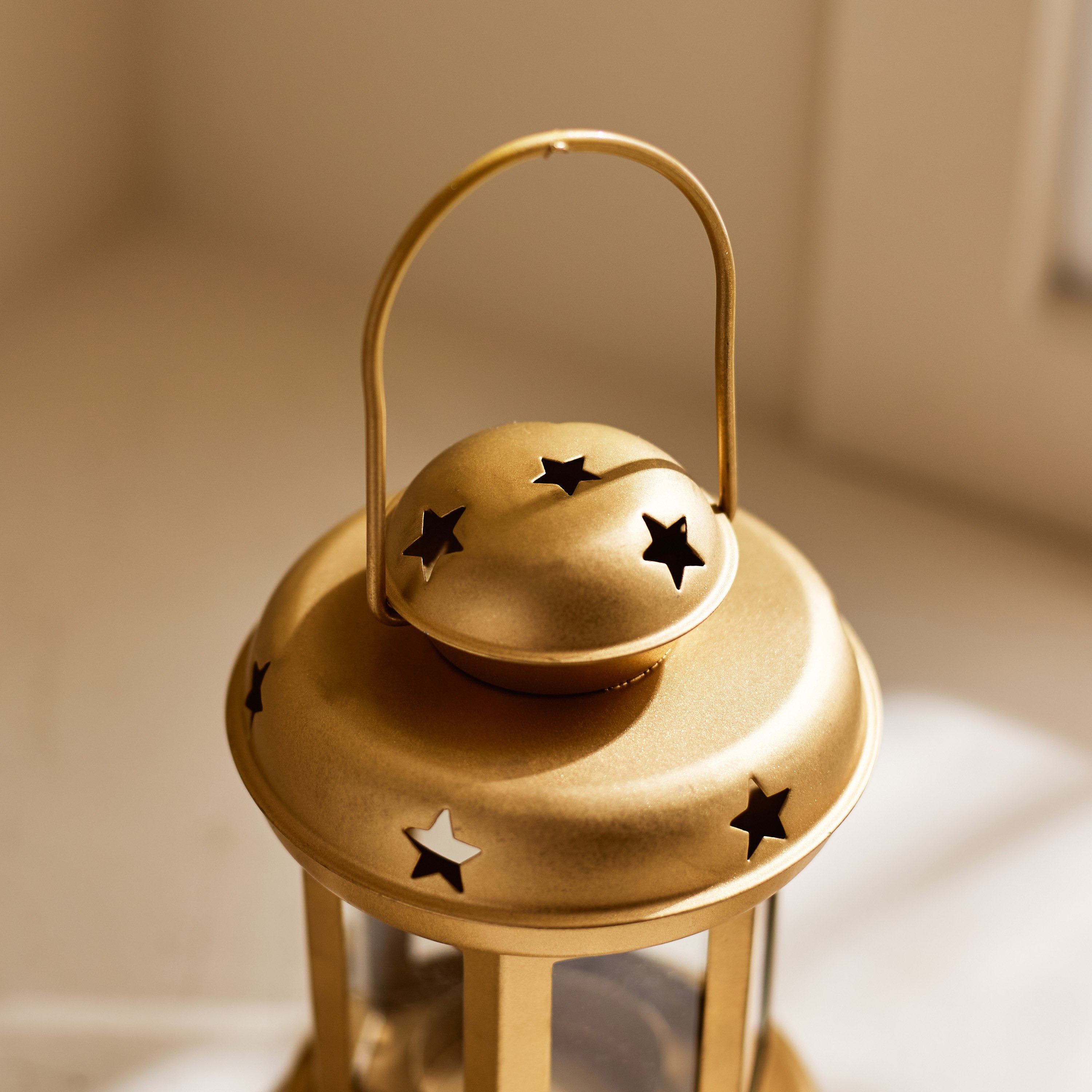 فانوس معدن من أوراف - 10x10x14 سم-hbxdecorandfurnishings-homeaccessories-lanterns-image-3