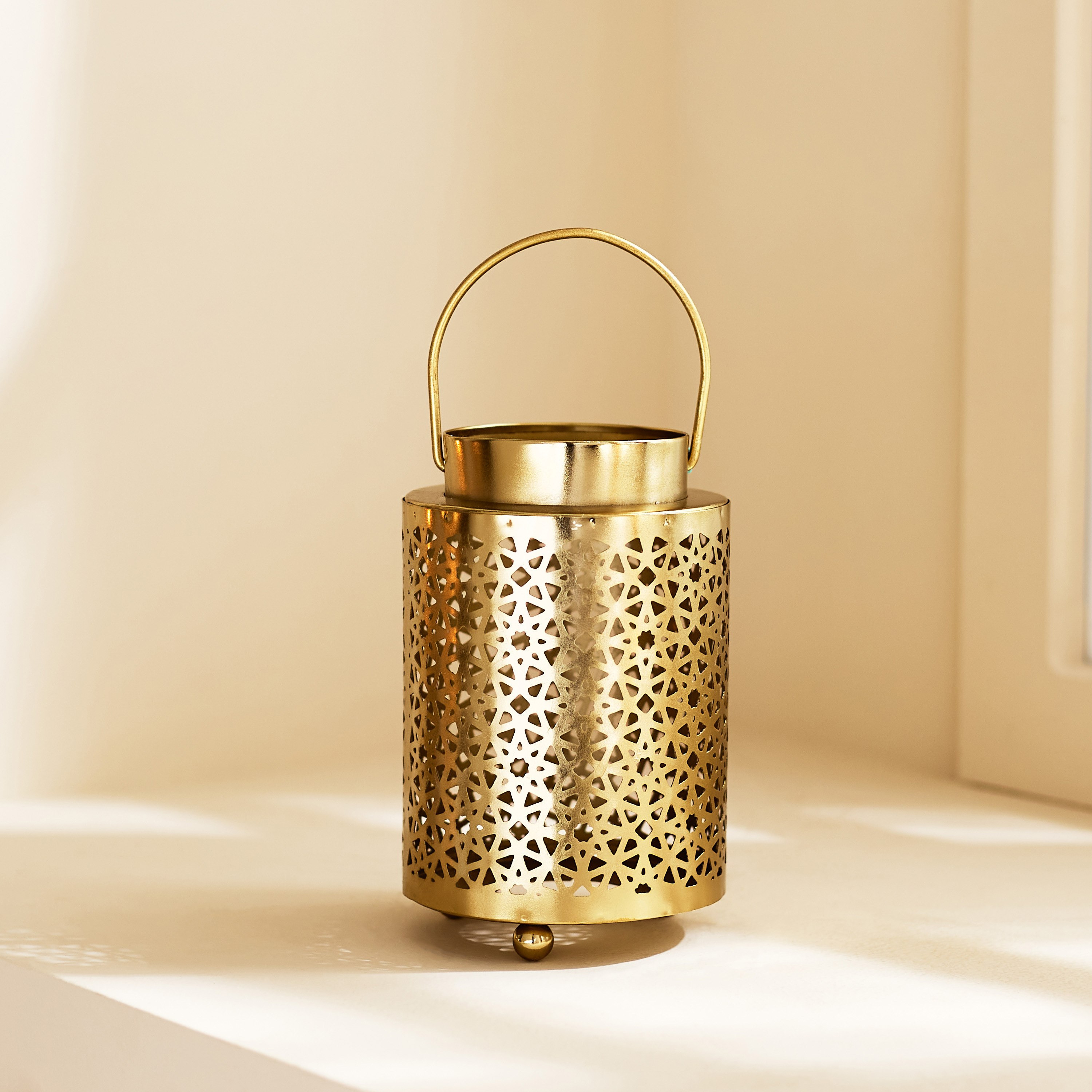 فانوس معدن من أوراف - 10x10x16.5 سم-hbxdecorandfurnishings-homeaccessories-lanterns-image-2