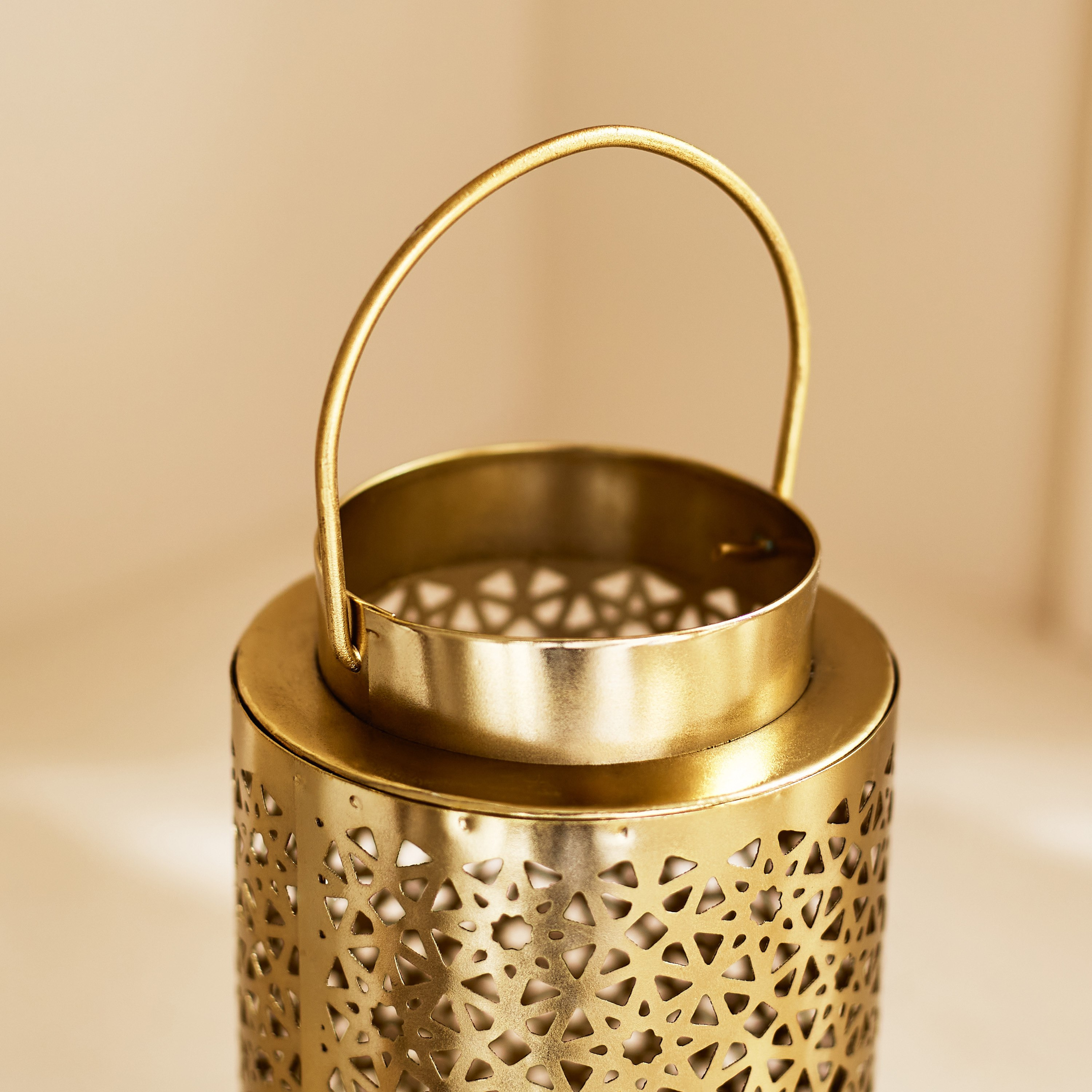 فانوس معدن من أوراف - 10x10x16.5 سم-hbxdecorandfurnishings-homeaccessories-lanterns-image-3