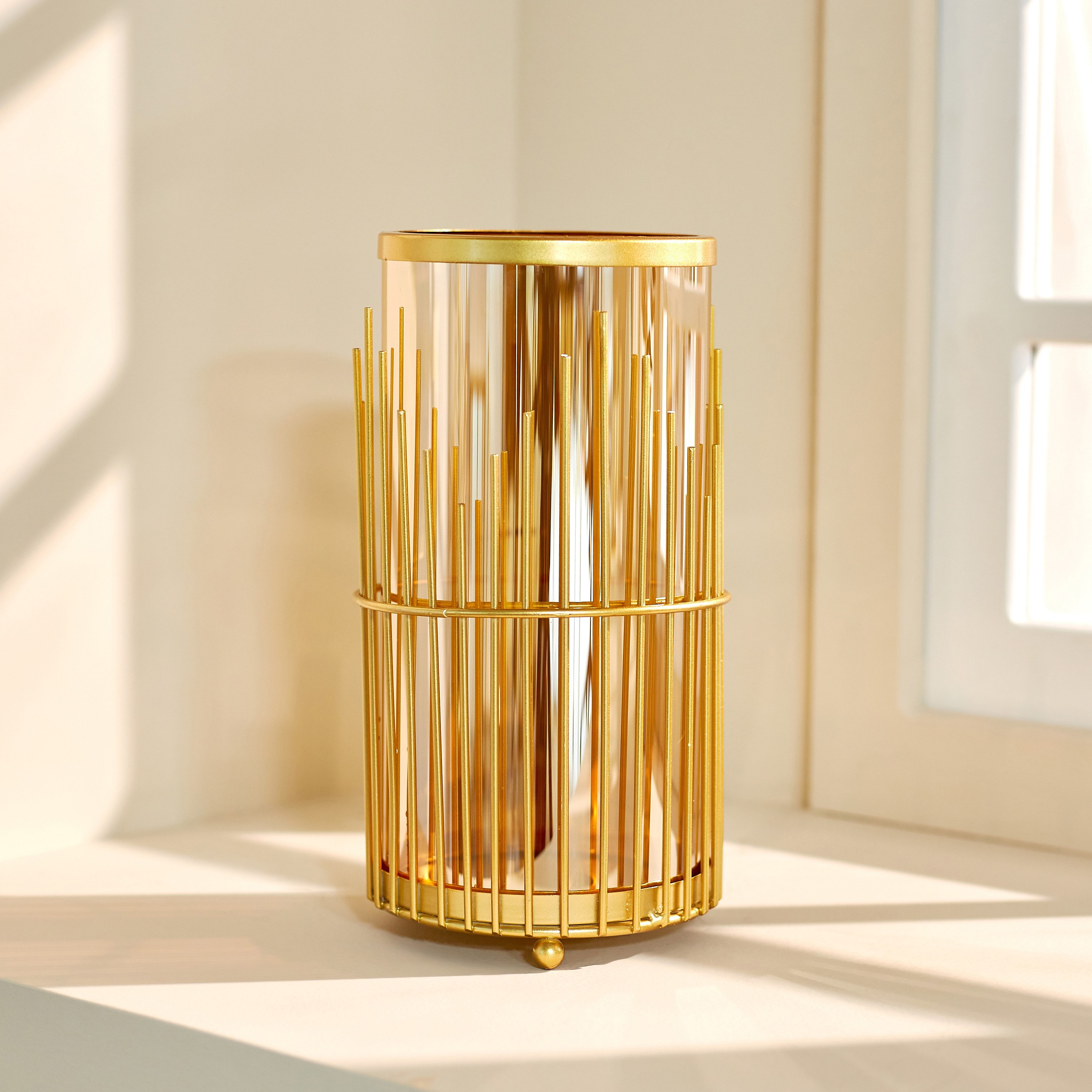 حامل شموع فوتيف معدن وزجاج من جريج - 13x13x26 سم-hbxlivingroom-decorandaccessories-candleholders-image-1
