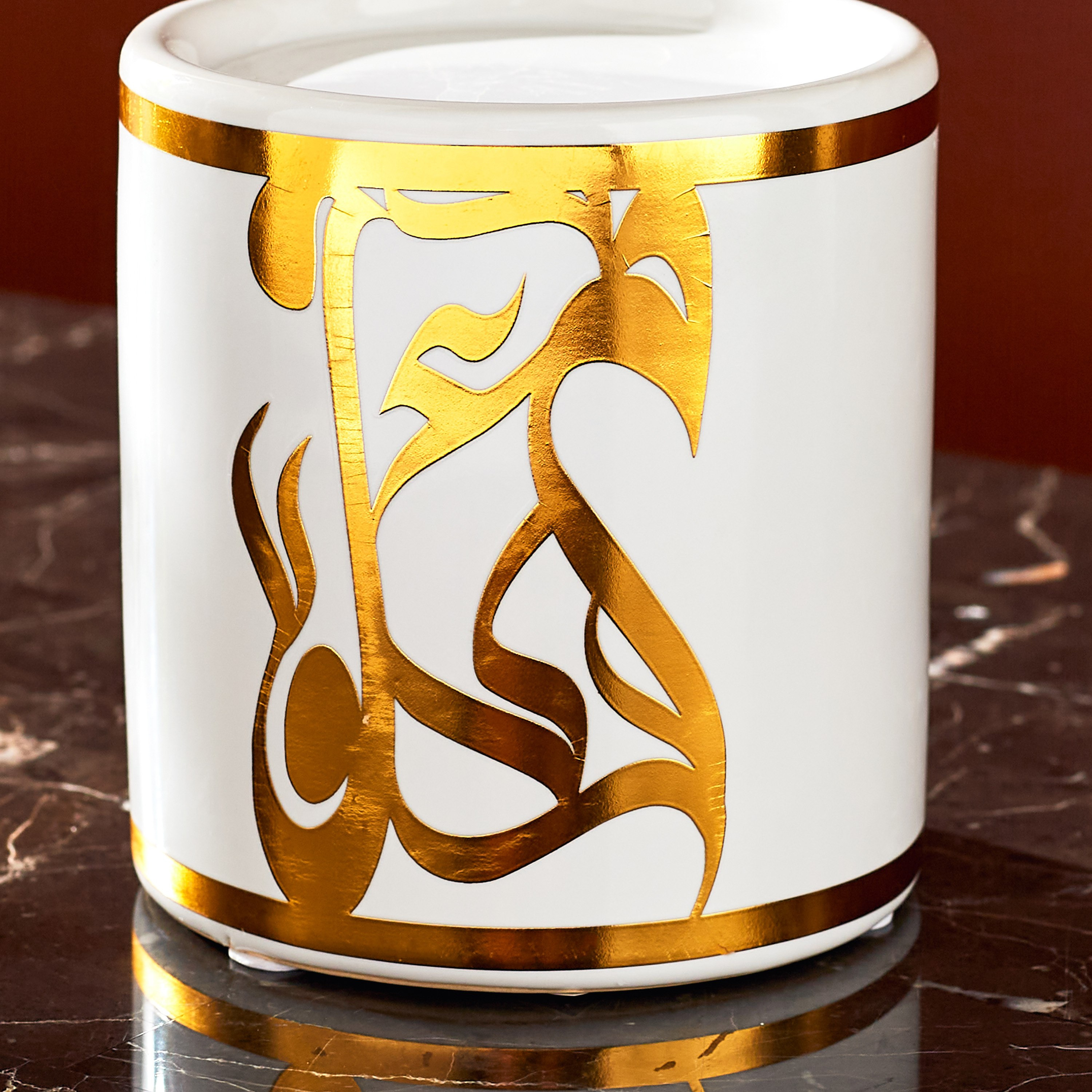 حامل شموع سيراميك مع ملصق من شاز - 9x9x10 سم-hbxlivingroom-decorandaccessories-candleholders-image-4