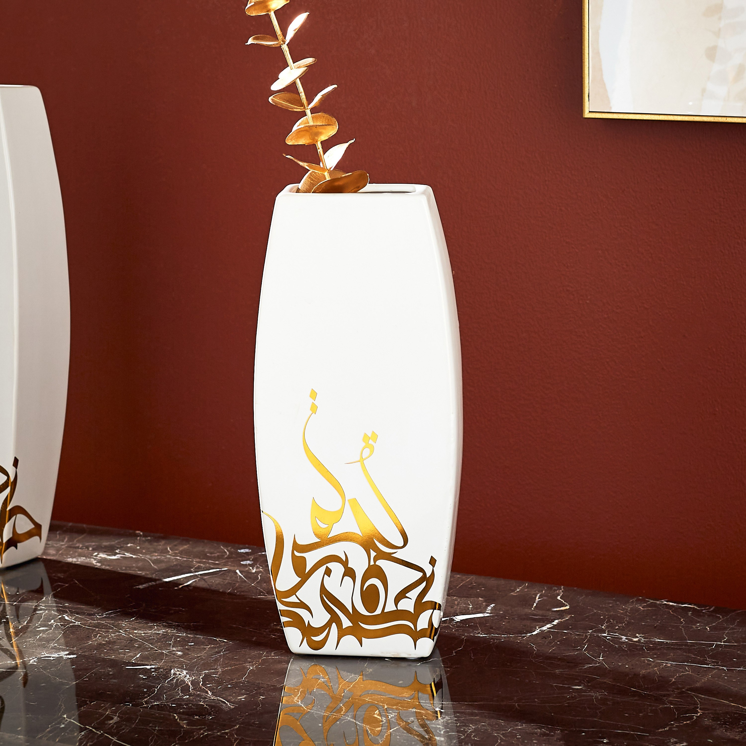 مزهرية سيراميك مع ملصق من شاز - 11.5x5.5x28 سم-hbxhomeware-hbxdecorandfurnishings-image-1