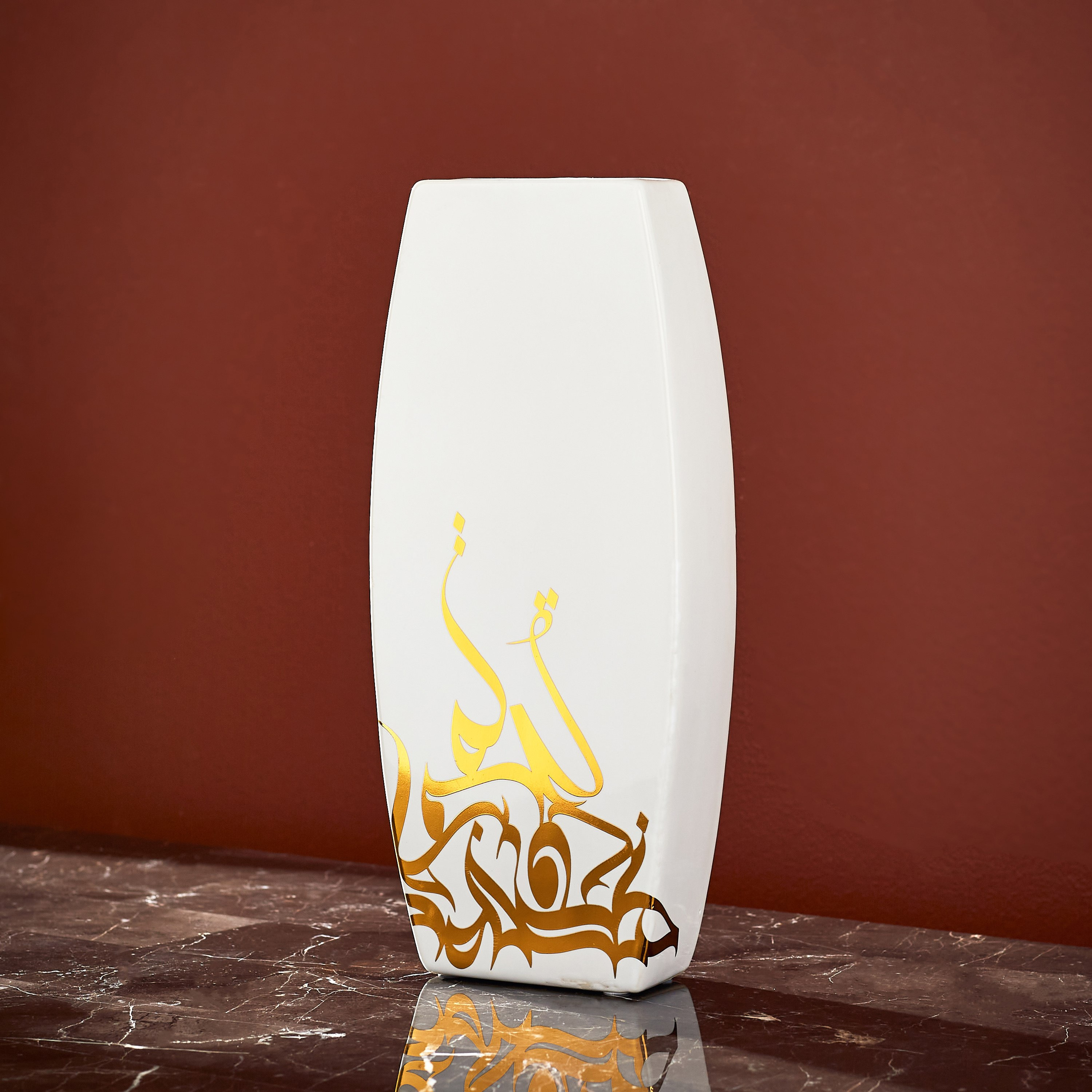 مزهرية سيراميك مع ملصق من شاز - 11.5x5.5x28 سم-hbxhomeware-hbxdecorandfurnishings-image-2