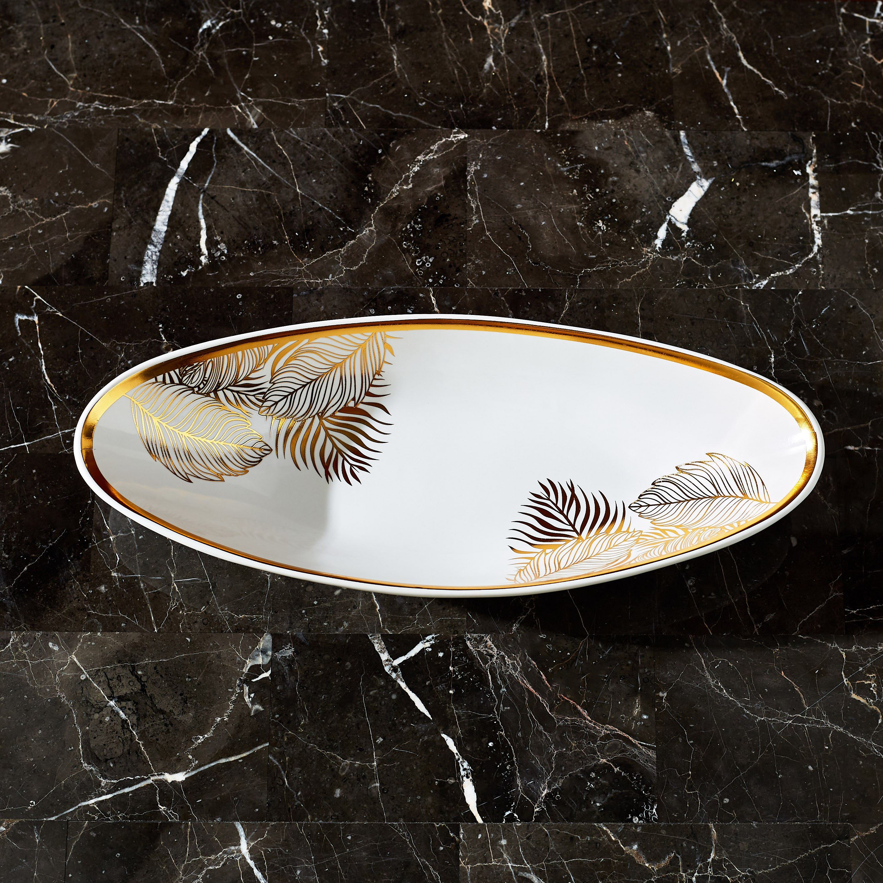 صحن سيراميك مع ملصق من شاز - 30x13x8 سم-hbxhomeware-hbxdecorandfurnishings-image-1