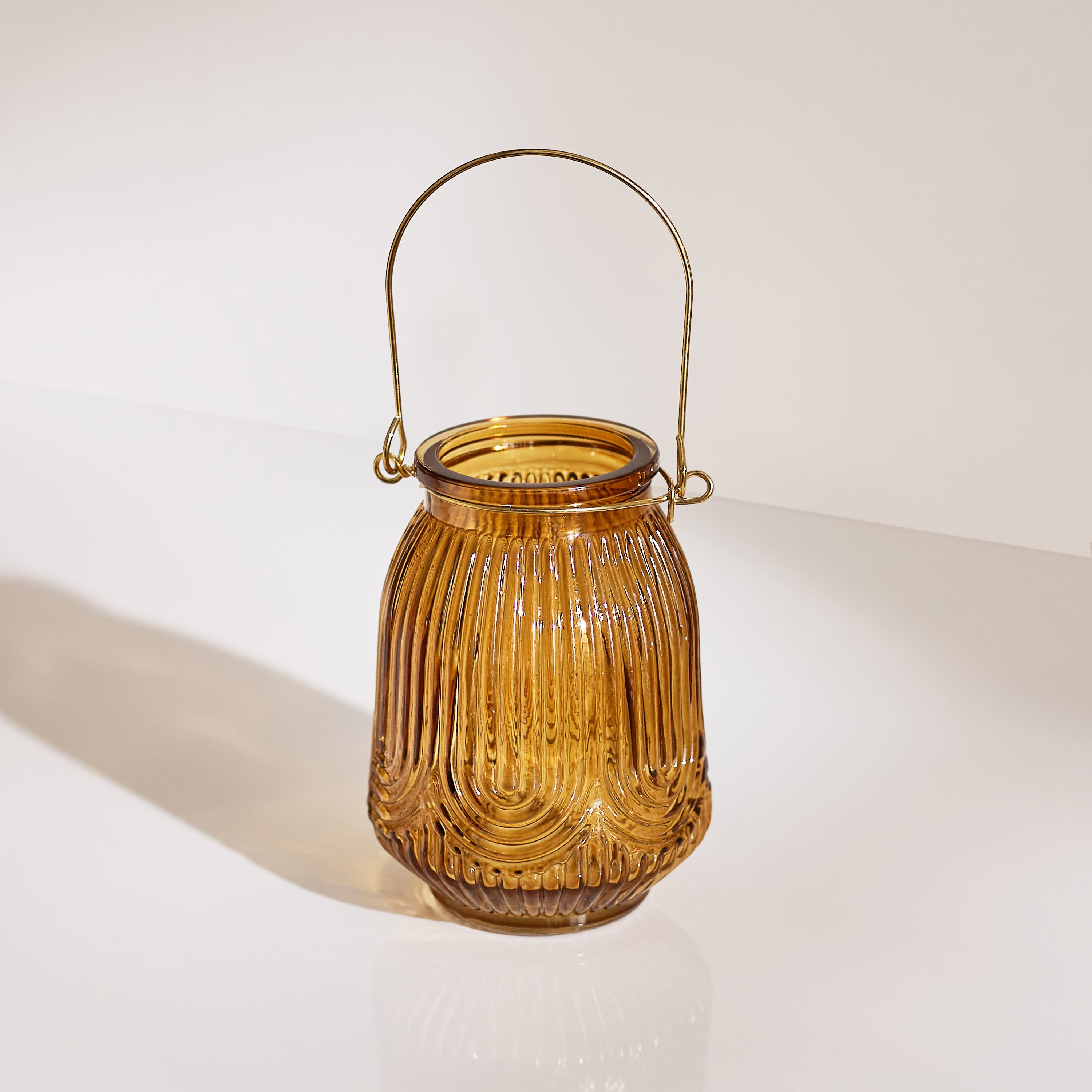 حامل شموع زجاج مضلع من بيرج - 9x9x12 سم-hbxlivingroom-decorandaccessories-candleholders-image-1