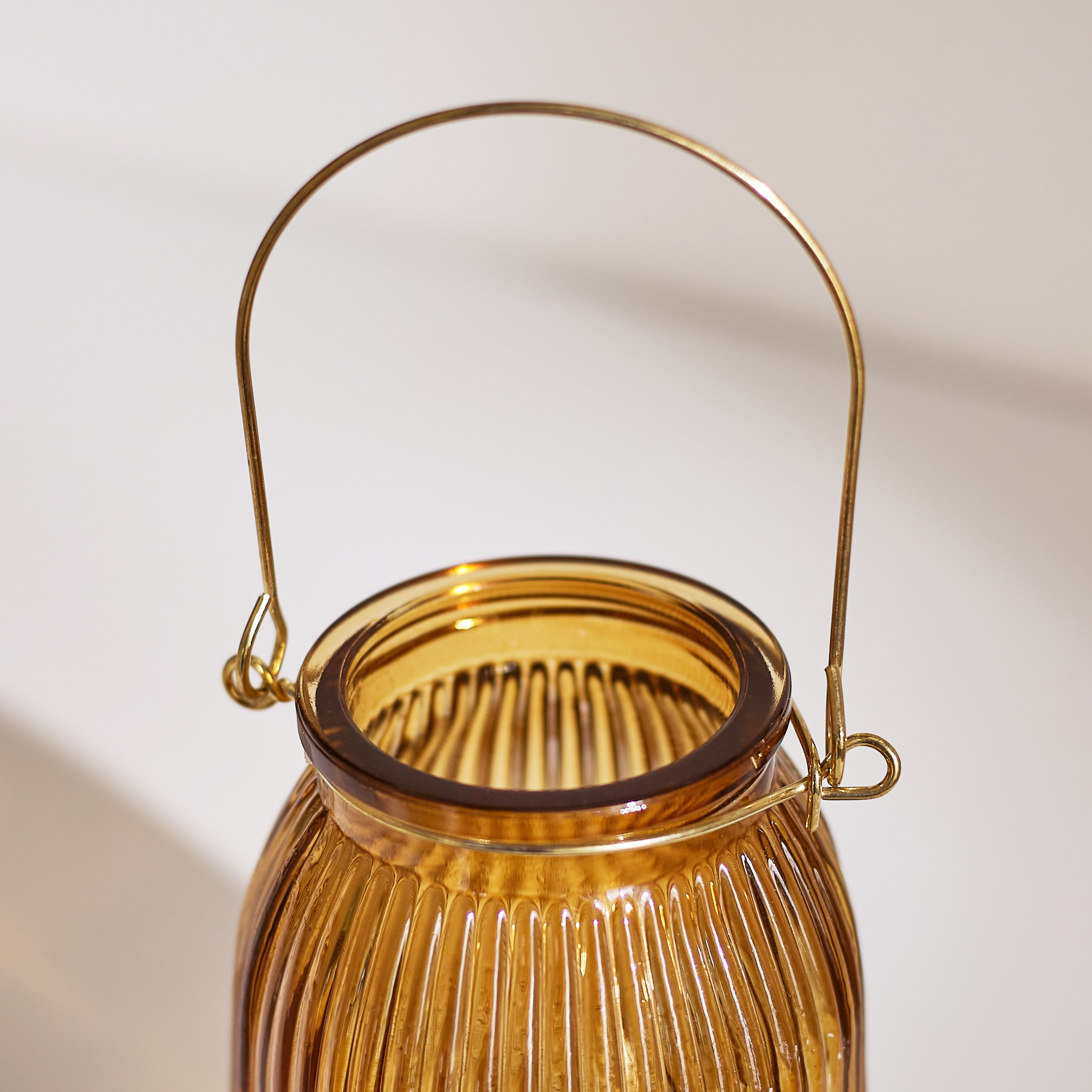 حامل شموع زجاج مضلع من بيرج - 9x9x12 سم-hbxlivingroom-decorandaccessories-candleholders-image-3
