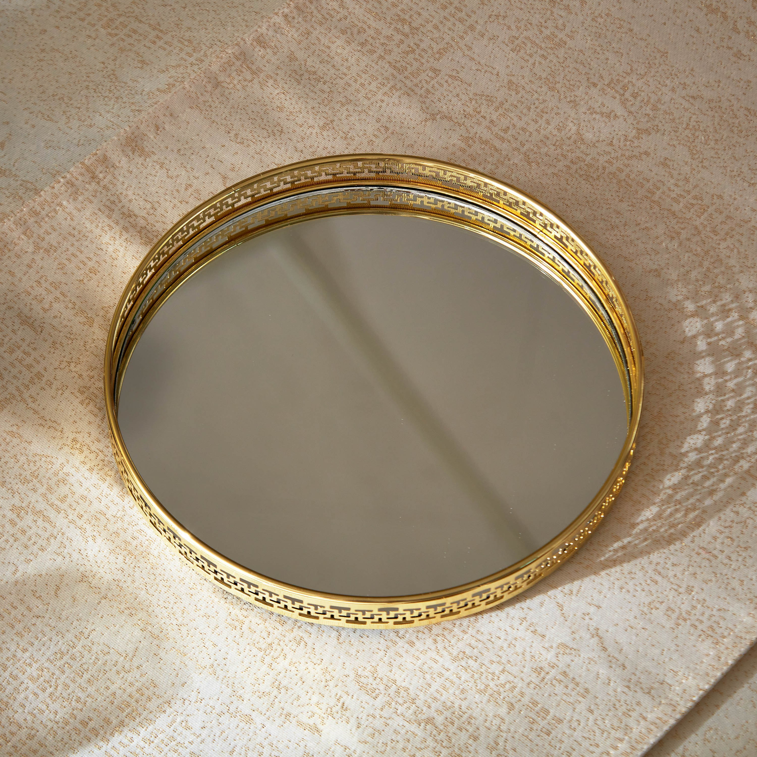 صينية مرآة مستديرة من بيرج - 20x20x2.5 سم-hbxhomeware-hbxdecorandfurnishings-image-2
