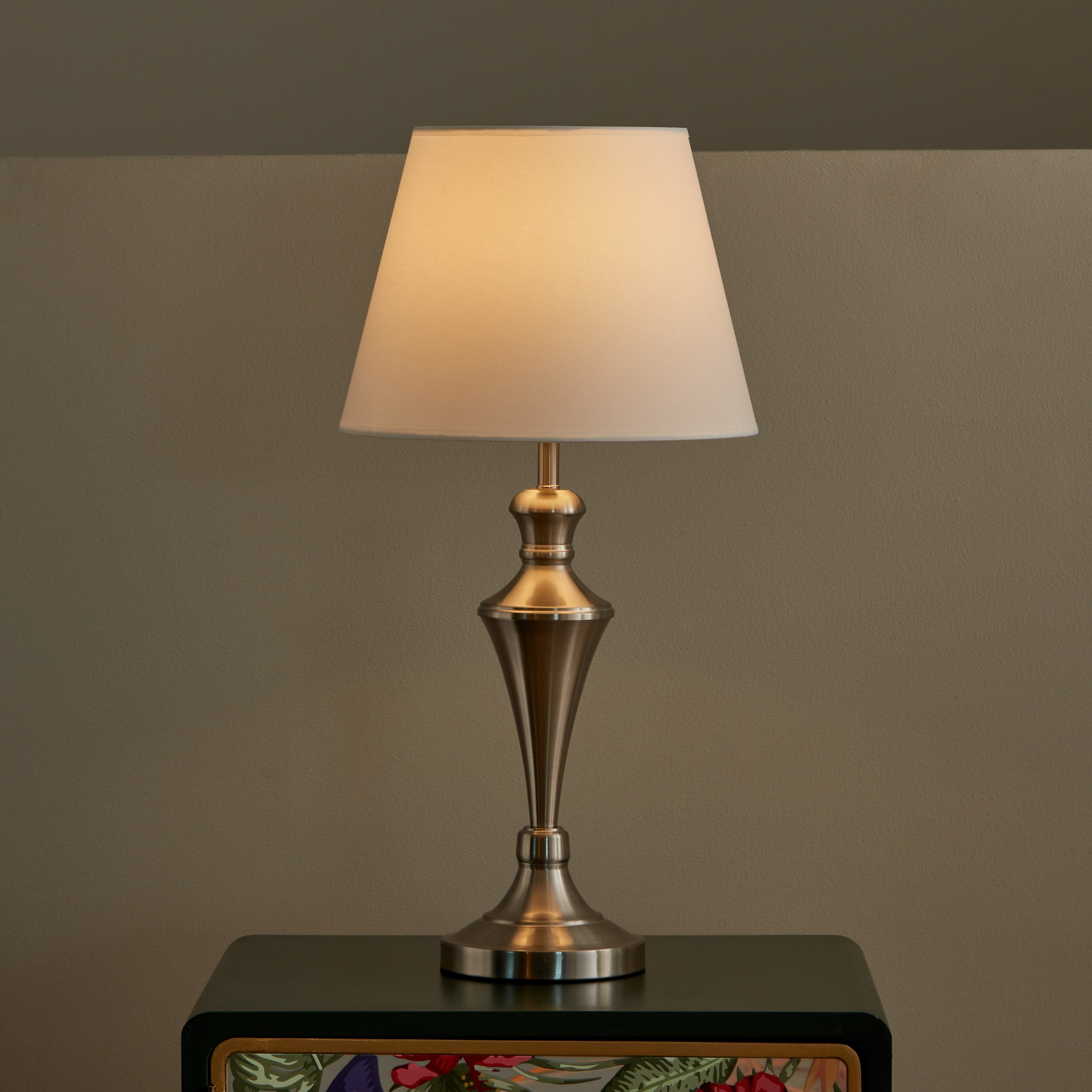 مصباح طاولة معدن من إيثان - 31x63 سم-hbxlivingroom-lighting-tablelamps-image-2