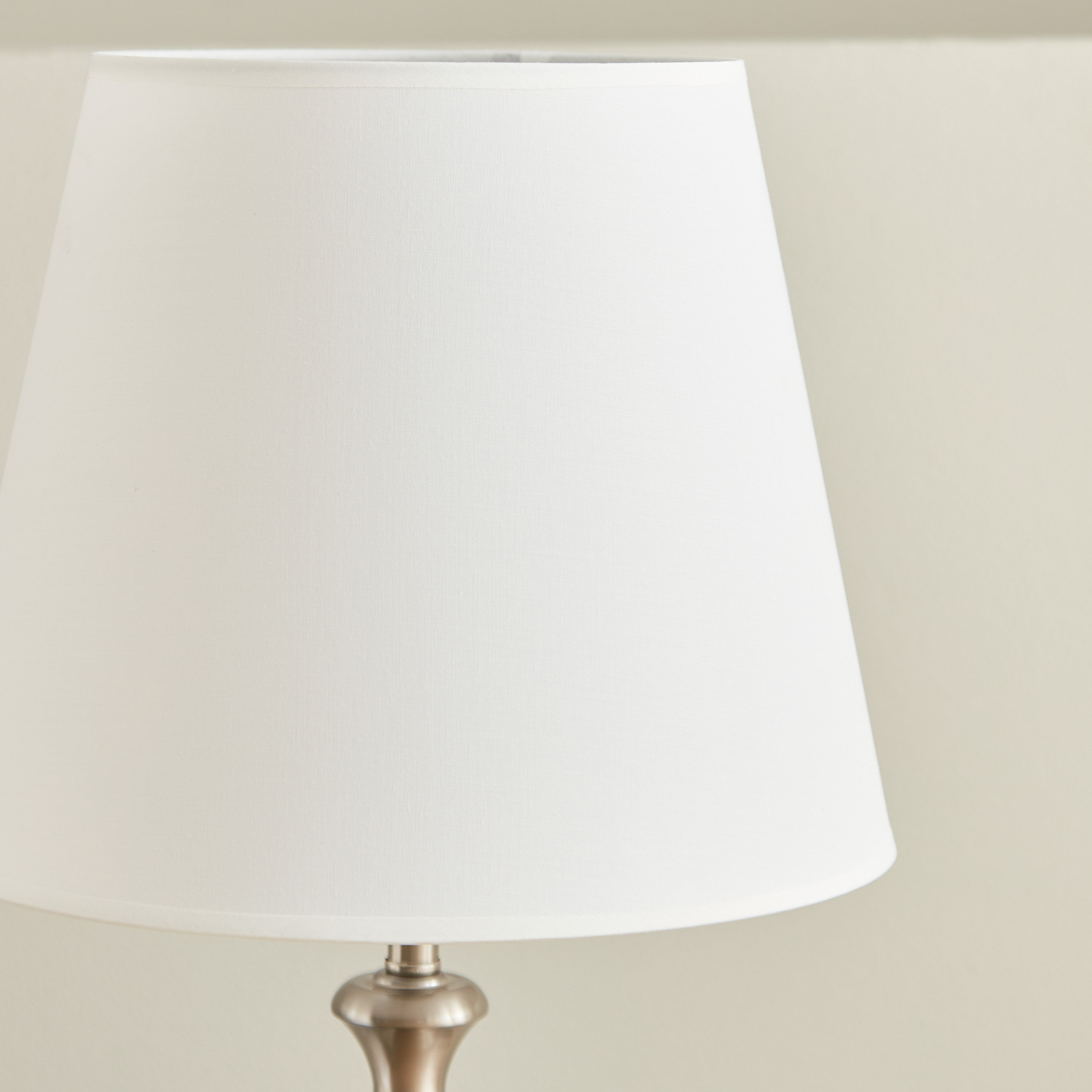مصباح طاولة معدن من إيثان - 30x61 سم-hbxlivingroom-lighting-tablelamps-image-3