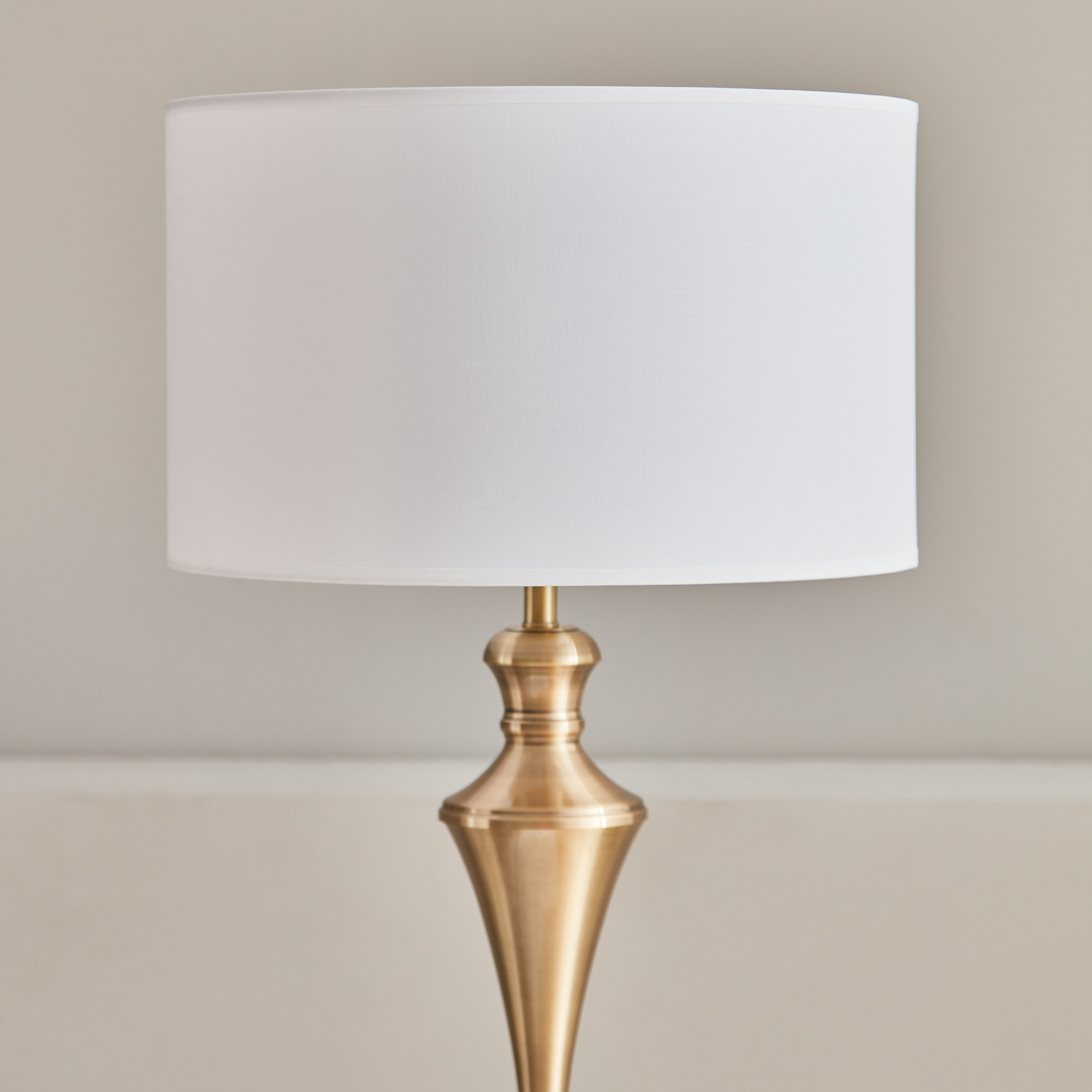 مصباح أرضية معدني من إيثان - 36x160 سم-hbxhomeware-hbxdecorandfurnishings-image-3