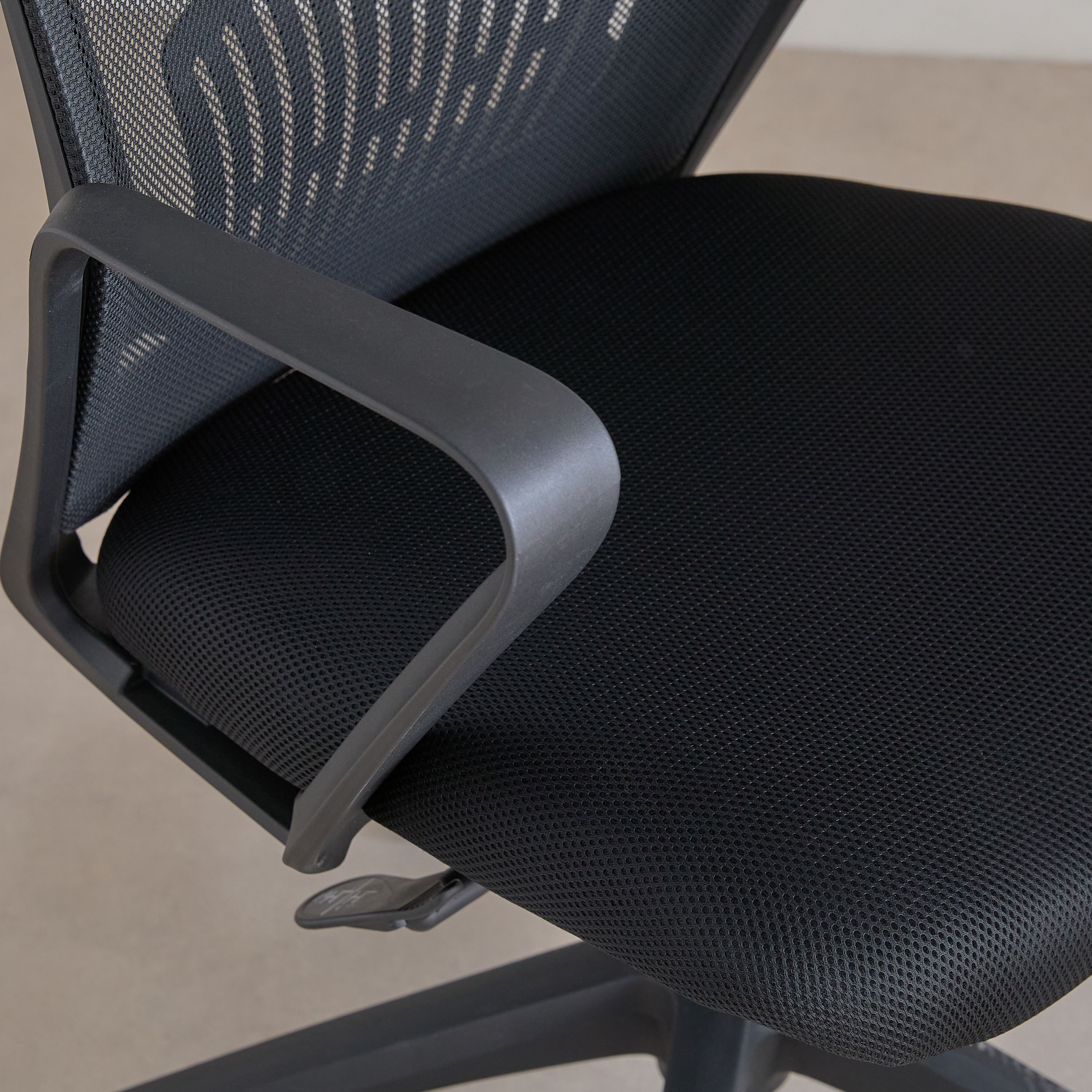 كرسي مكتب بمسند ظهر مرتفع من برن-hbxfurniture-office-chairs-image-7