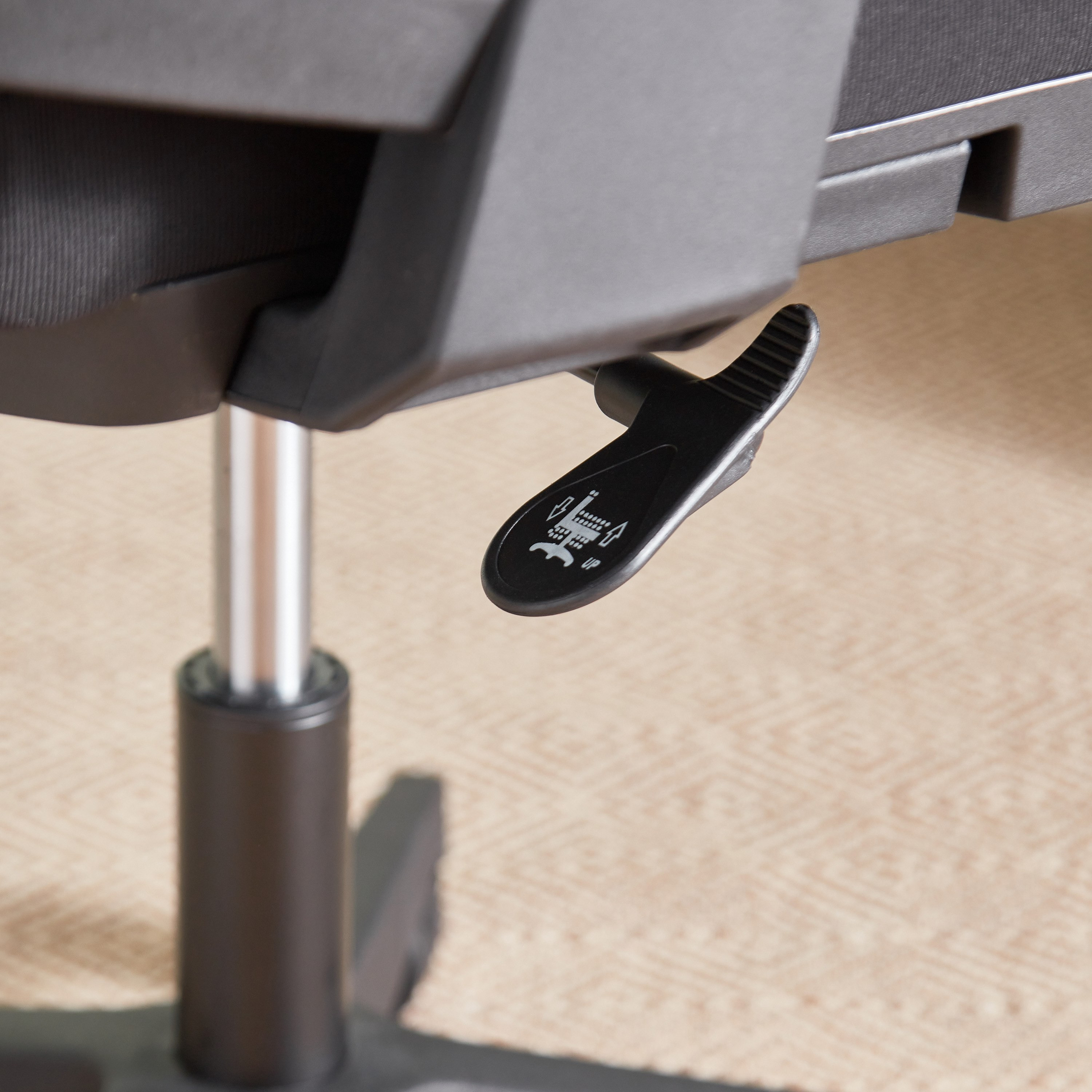 Genoa High Back Office Chair-PROMO_HB_UAE_HBX10_250526-image-12