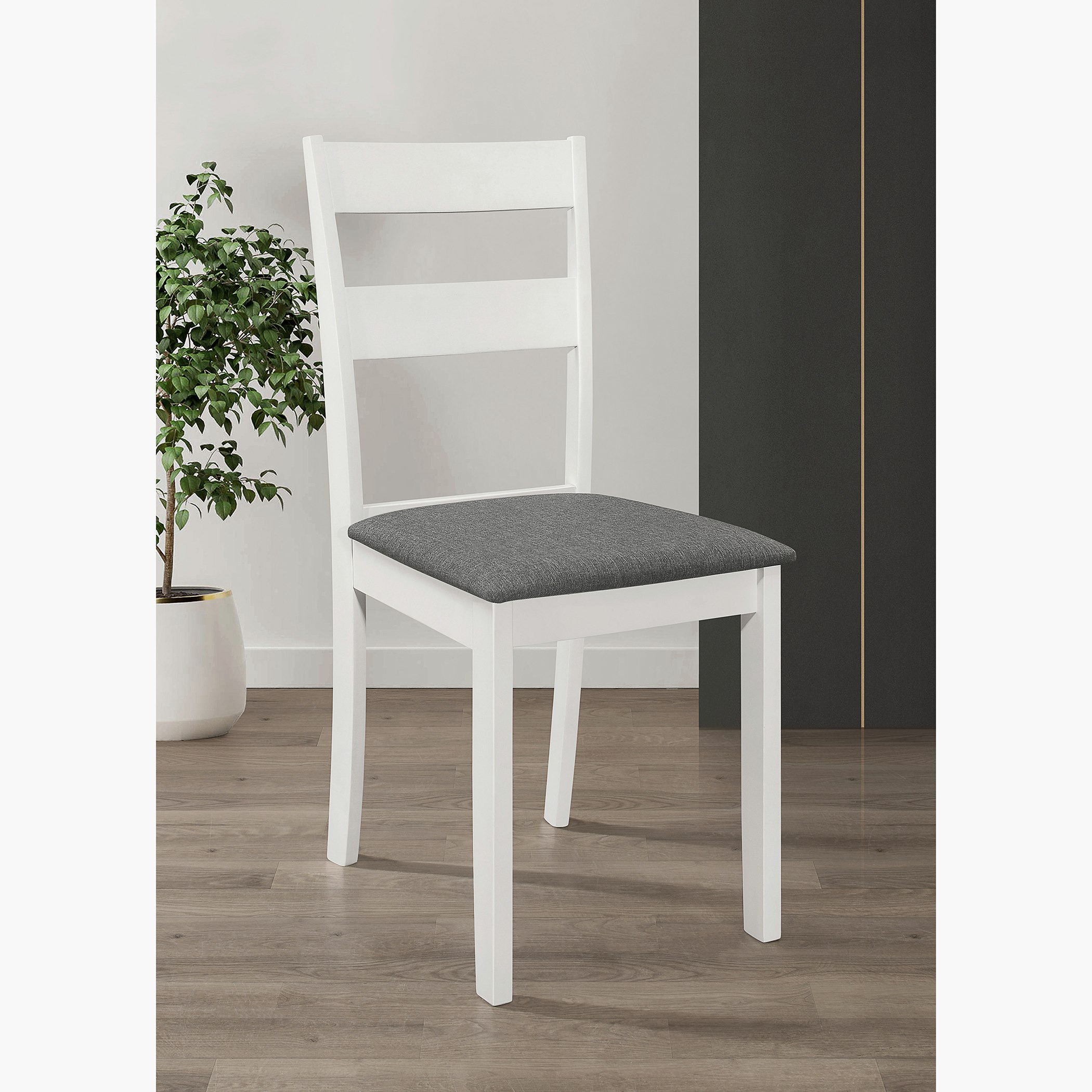 كرسي سفرة من جيلر-hbxdiningroom-diningchairs-image-1