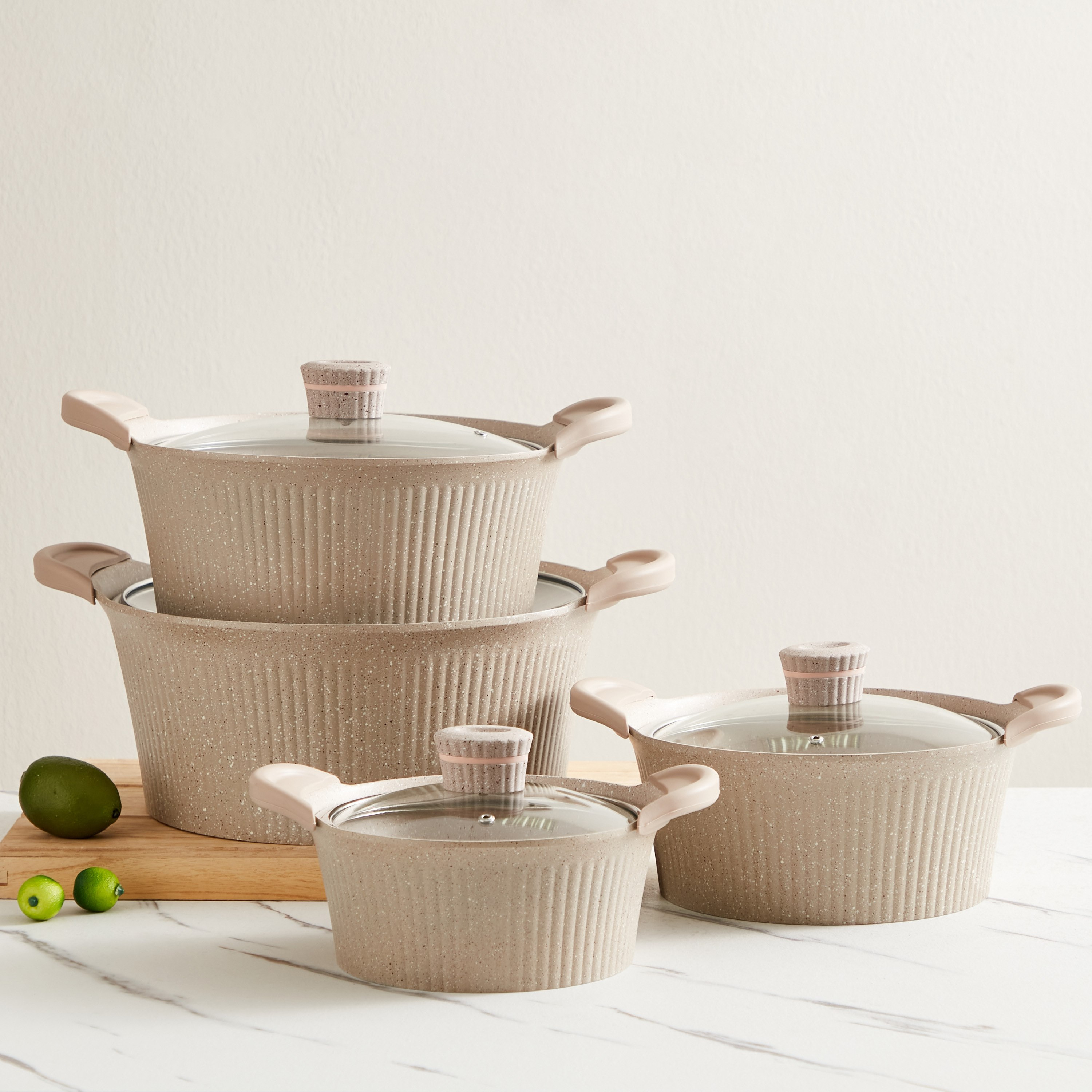 Trendy 16-Piece Die Cast Cookware Set-hbxhomeware-hbxkitchen-image-1