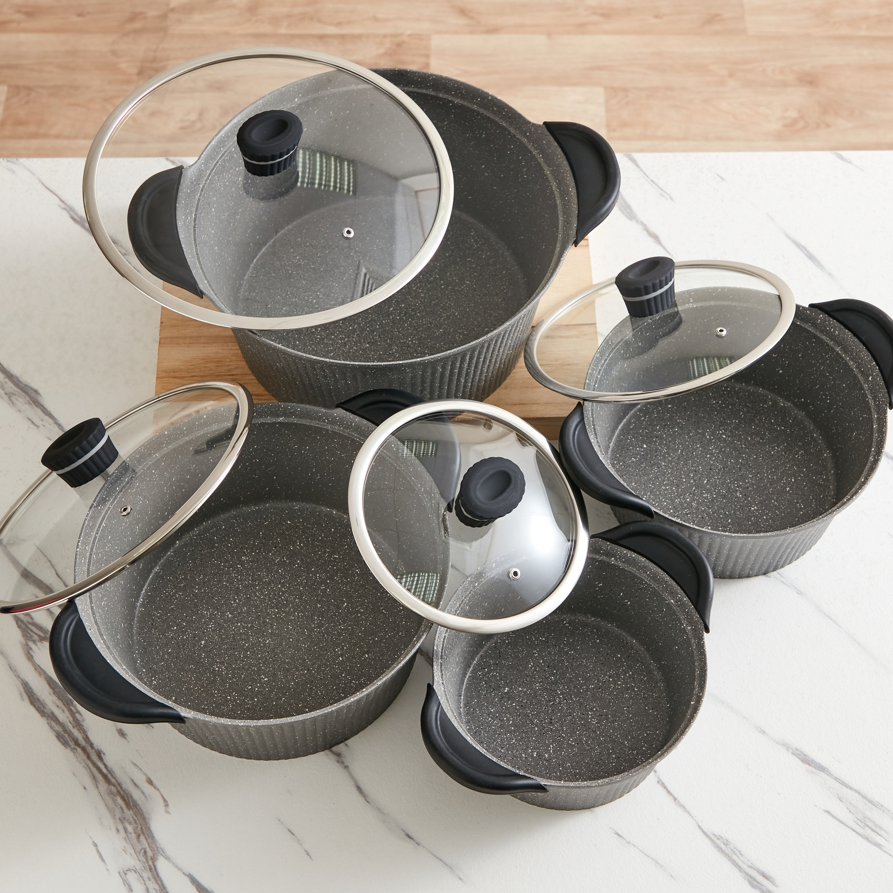 طقم أواني طهي مصبوبة 16 قطعة من تريندي-hbxhomeware-hbxkitchen-image-2