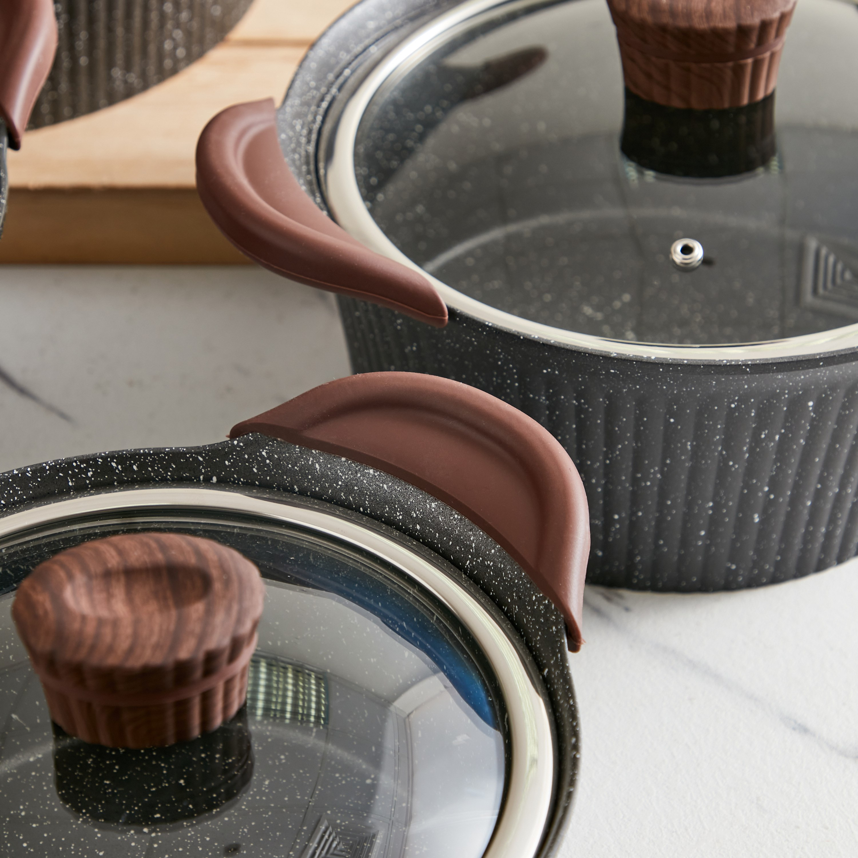 طقم أواني طهي مصبوبة 16 قطعة من تريندي-hbxhomeware-hbxkitchen-image-6