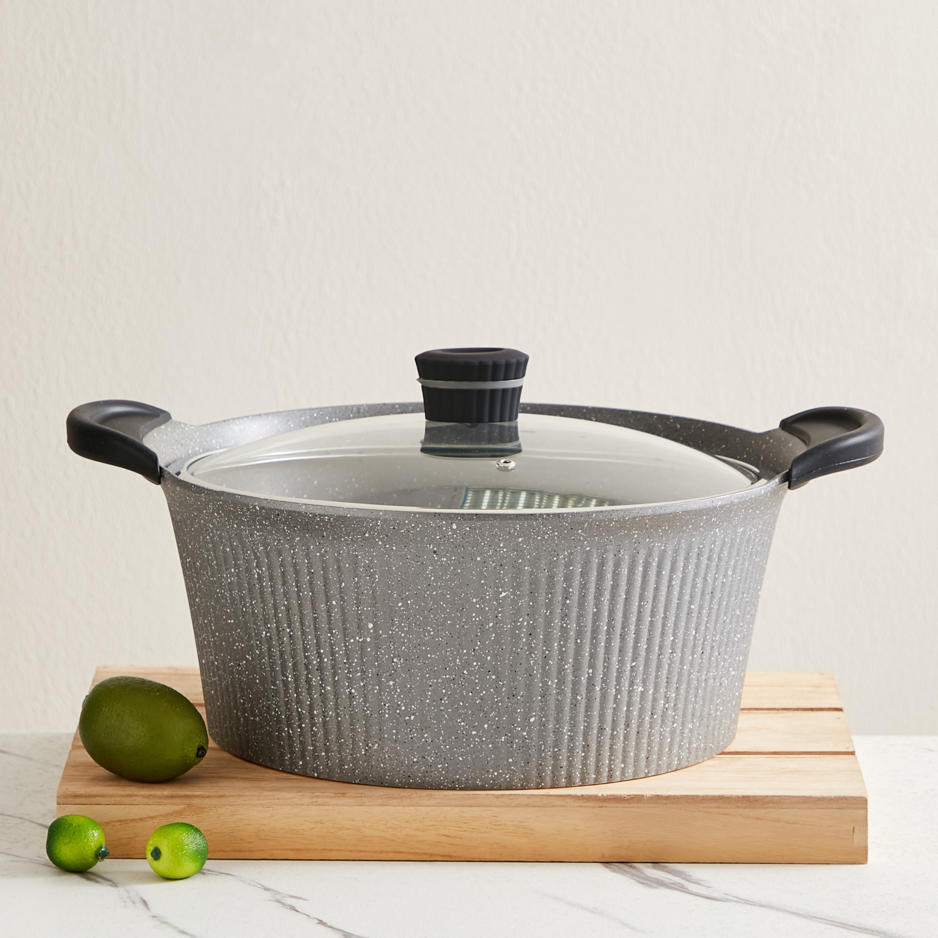 قدر طهي مصبوب من تريندي - 32 سم-hbxhomeware-hbxkitchen-image-1
