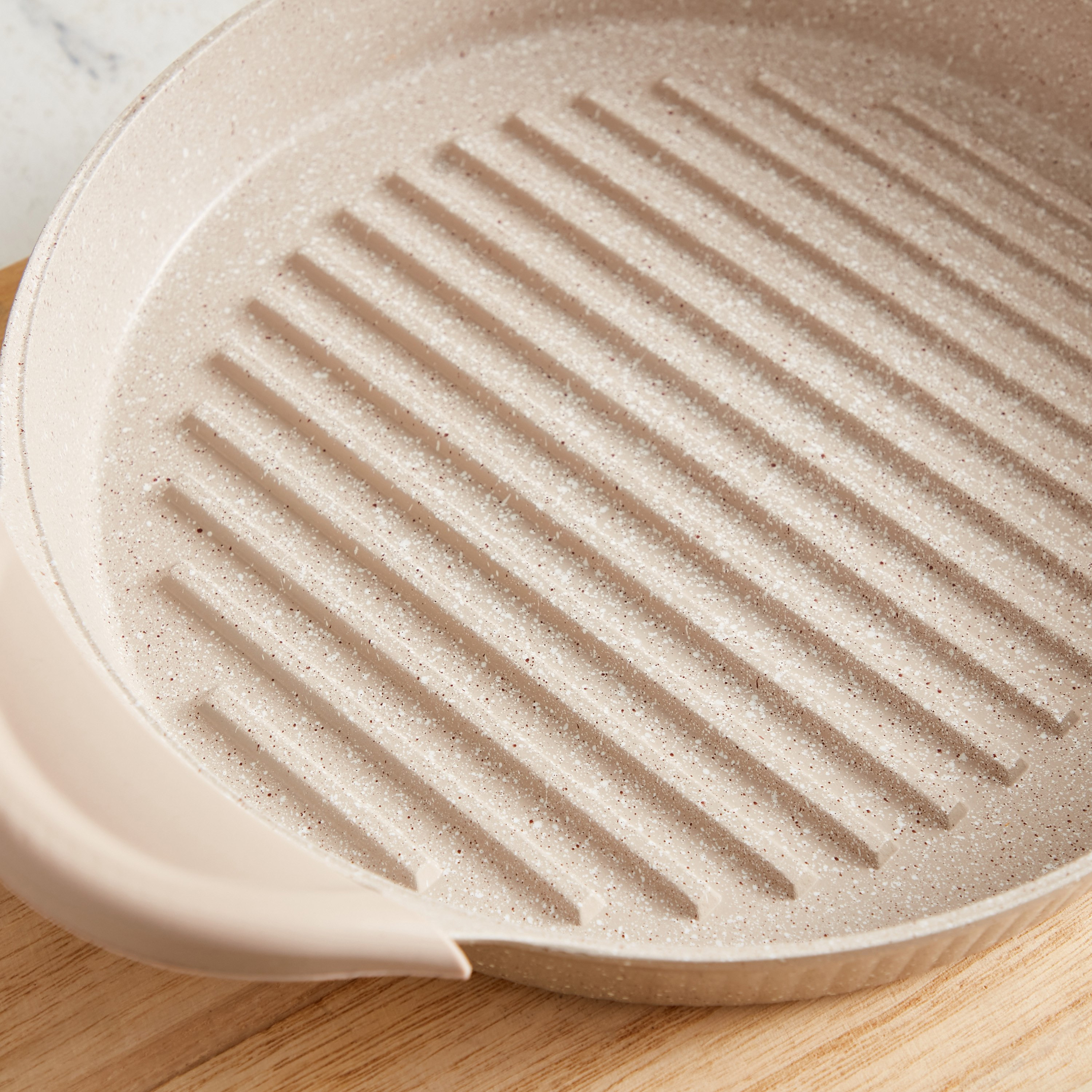 مقلاة شواء مصبوبة من تريندي - 28 سم-hbxhomeware-hbxkitchen-image-3