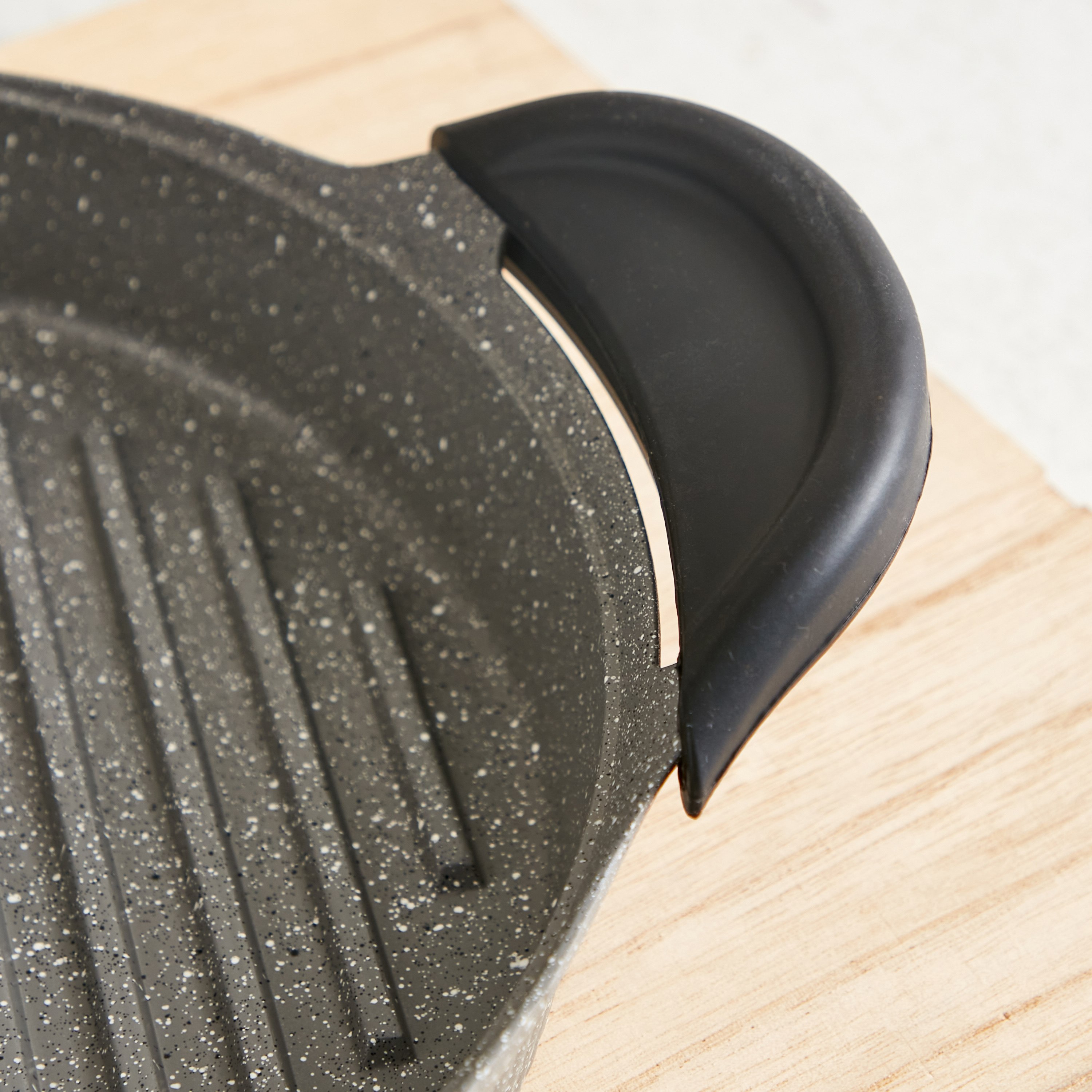 مقلاة شواء مصبوبة من تريندي - 28 سم-hbxhomeware-hbxkitchen-image-5