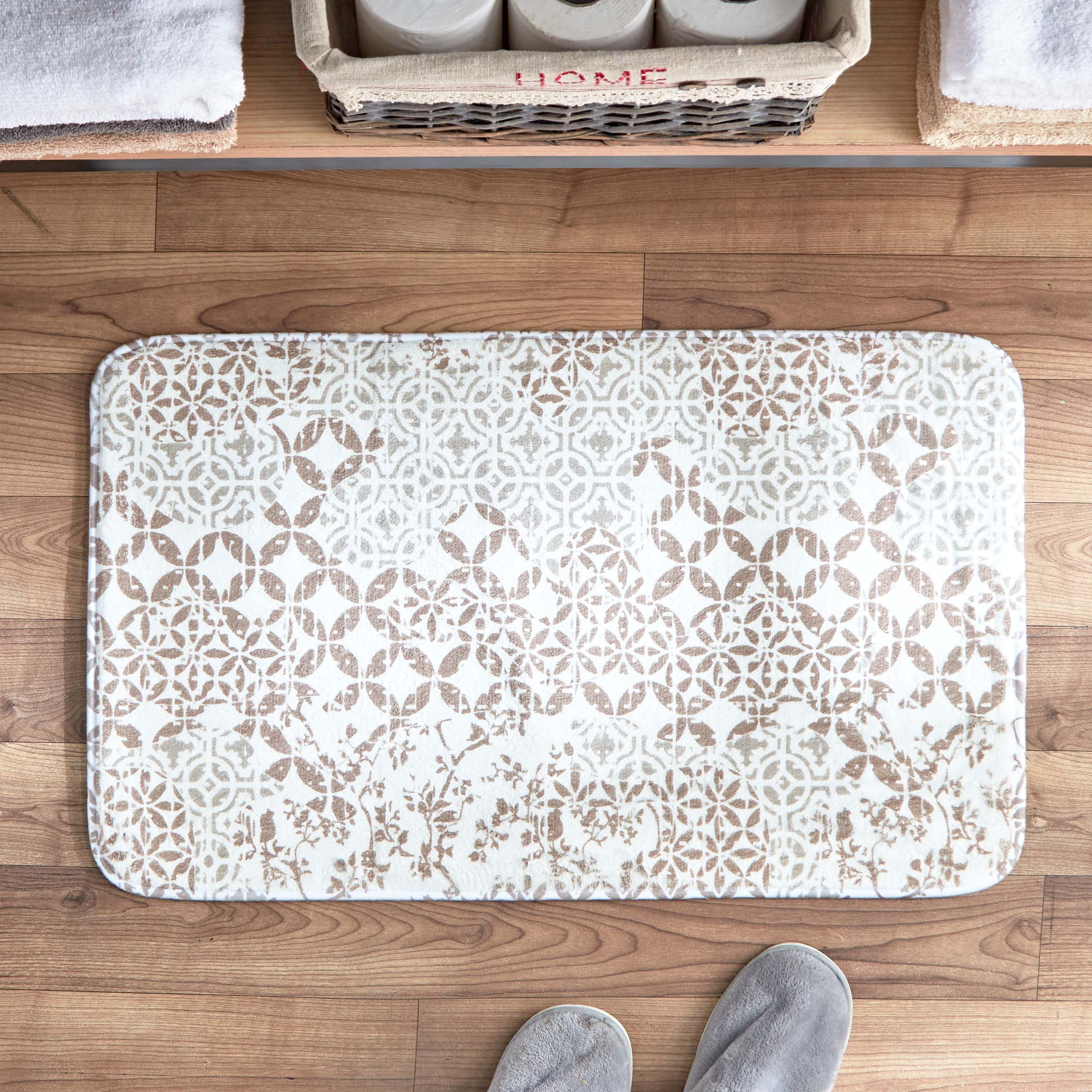 سجادة حمّام إسفنج بطبعات من أورورا أمور - 45x75 سم-hbxbedroom-floorcoverings-bathmats-image-1