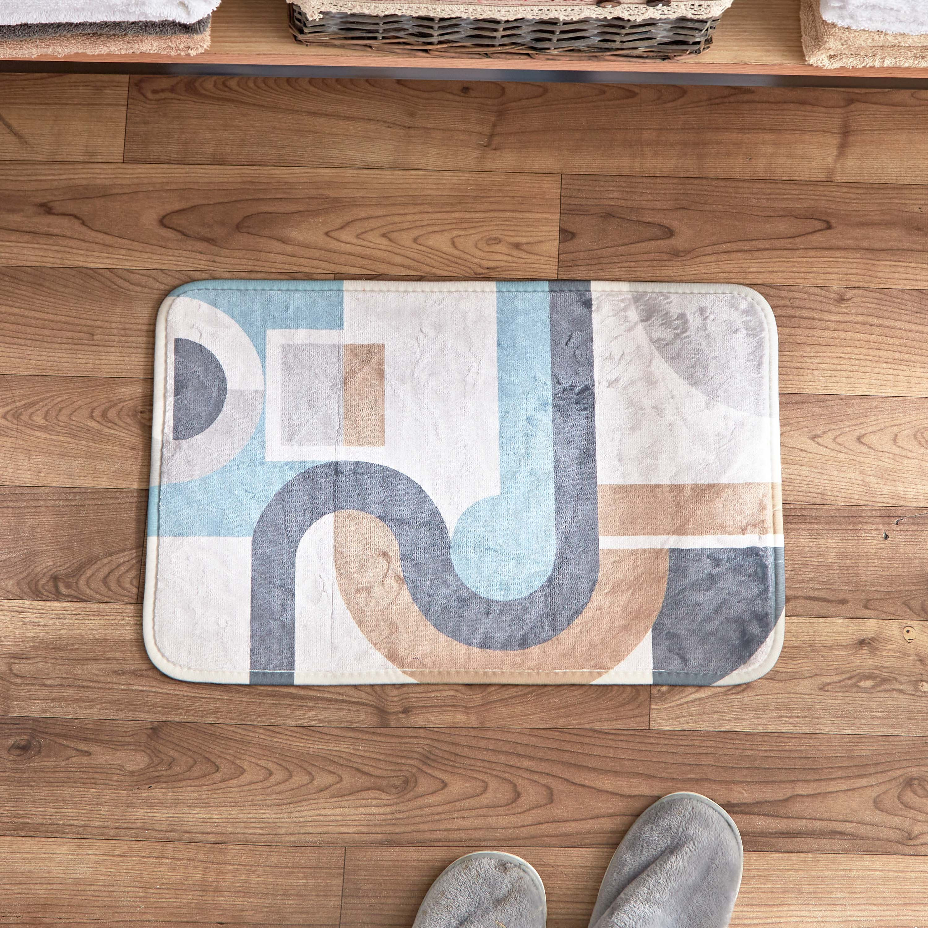 سجادة حمّام إسفنج بطبعات من أوستن رايلي - 35x55 سم-hbxbedroom-floorcoverings-bathmats-image-1