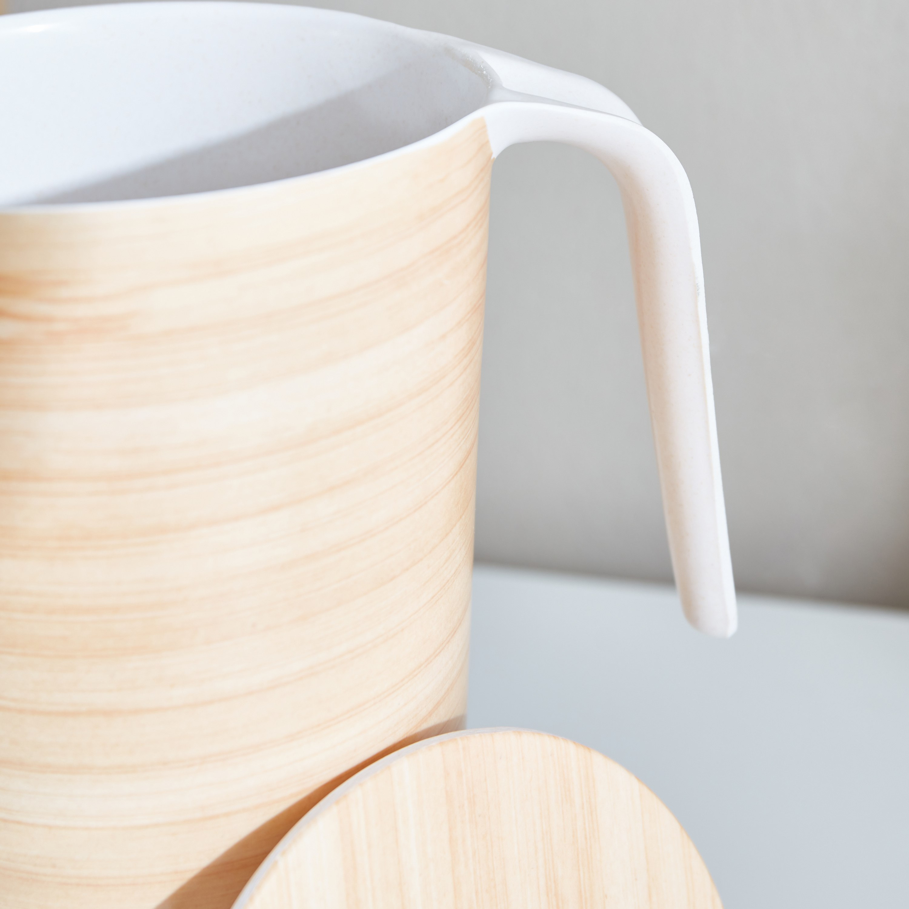إبريق من ألياف الخيزران من فيست - 13 × 13 × 21 سم-hbxhomeware-diningandtabletop-jugs-image-3