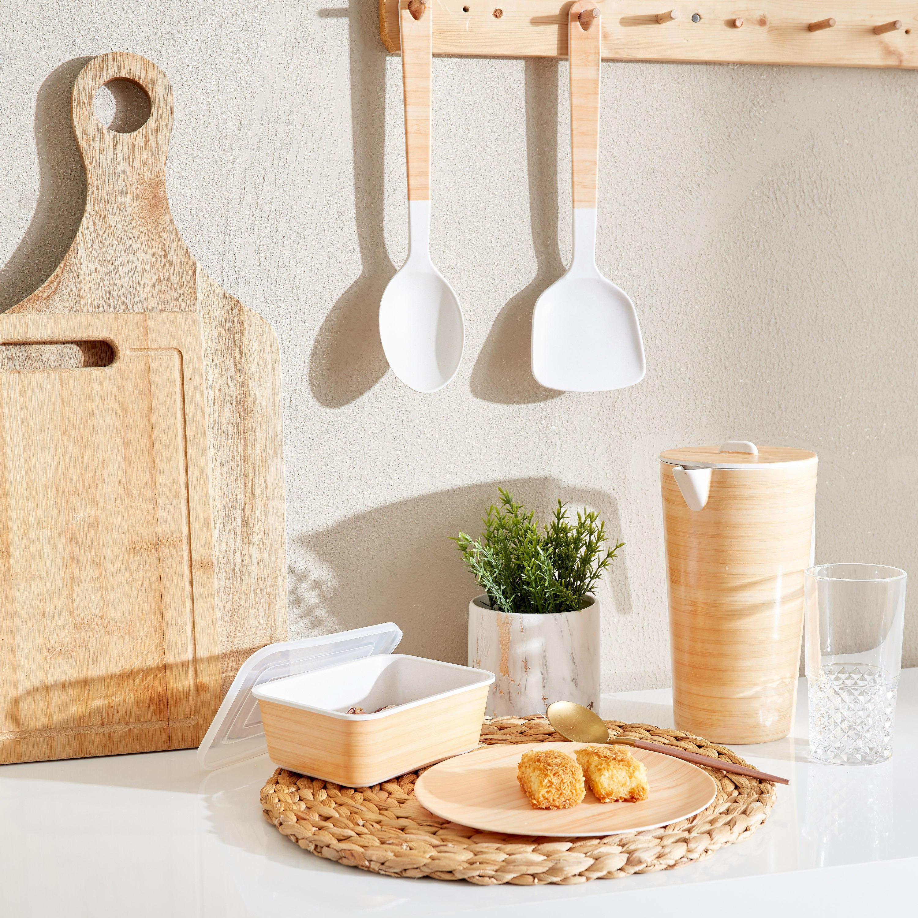 Feast Bamboo Fibre Spoon - 31x6x1 cm-hbxhomeware-hbxkitchen-image-4