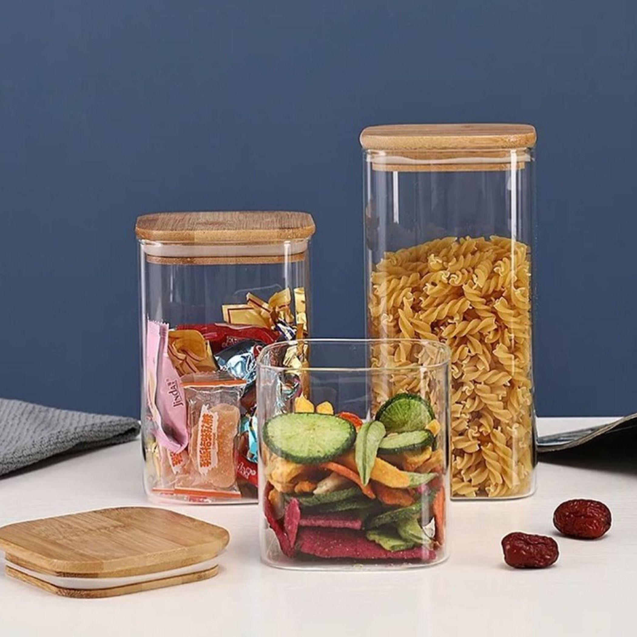 جرات تخزين زجاج مربعة الشكل مع غطاء خيزران محكم الإغلاق من زين - طقم من قطعتين-hbxhomeware-hbxkitchen-image-3