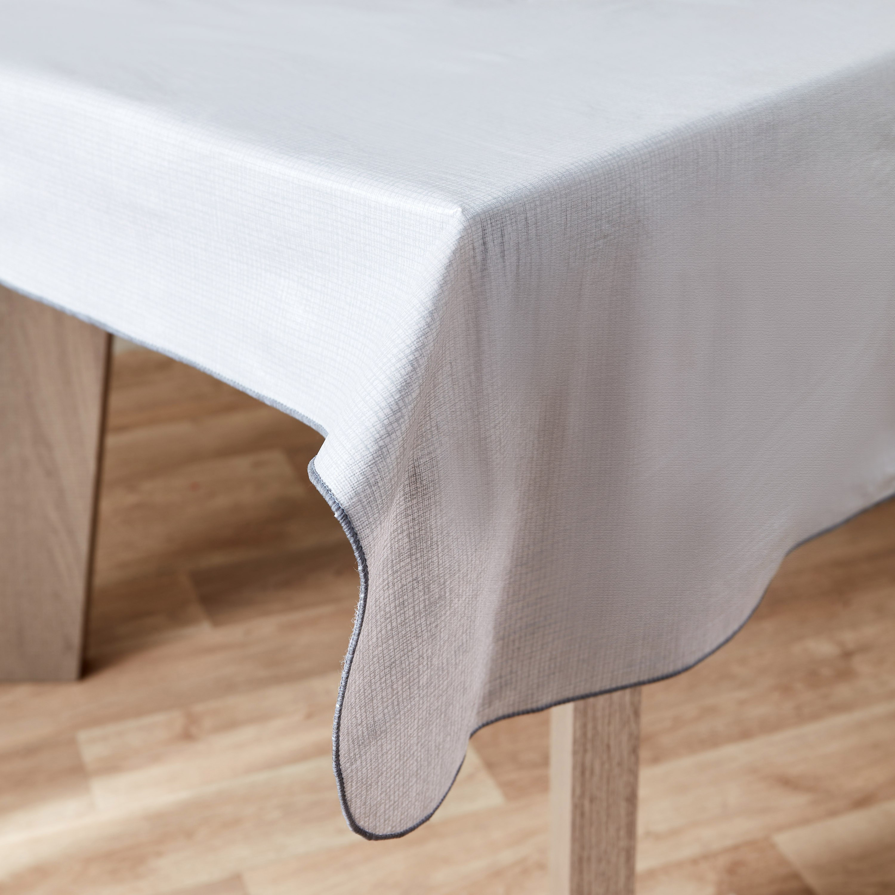 مفرش طاولة من إليمانتري - 152x259 سم-hbxdecorandfurnishings-homefurnishings-tablelinens-image-2
