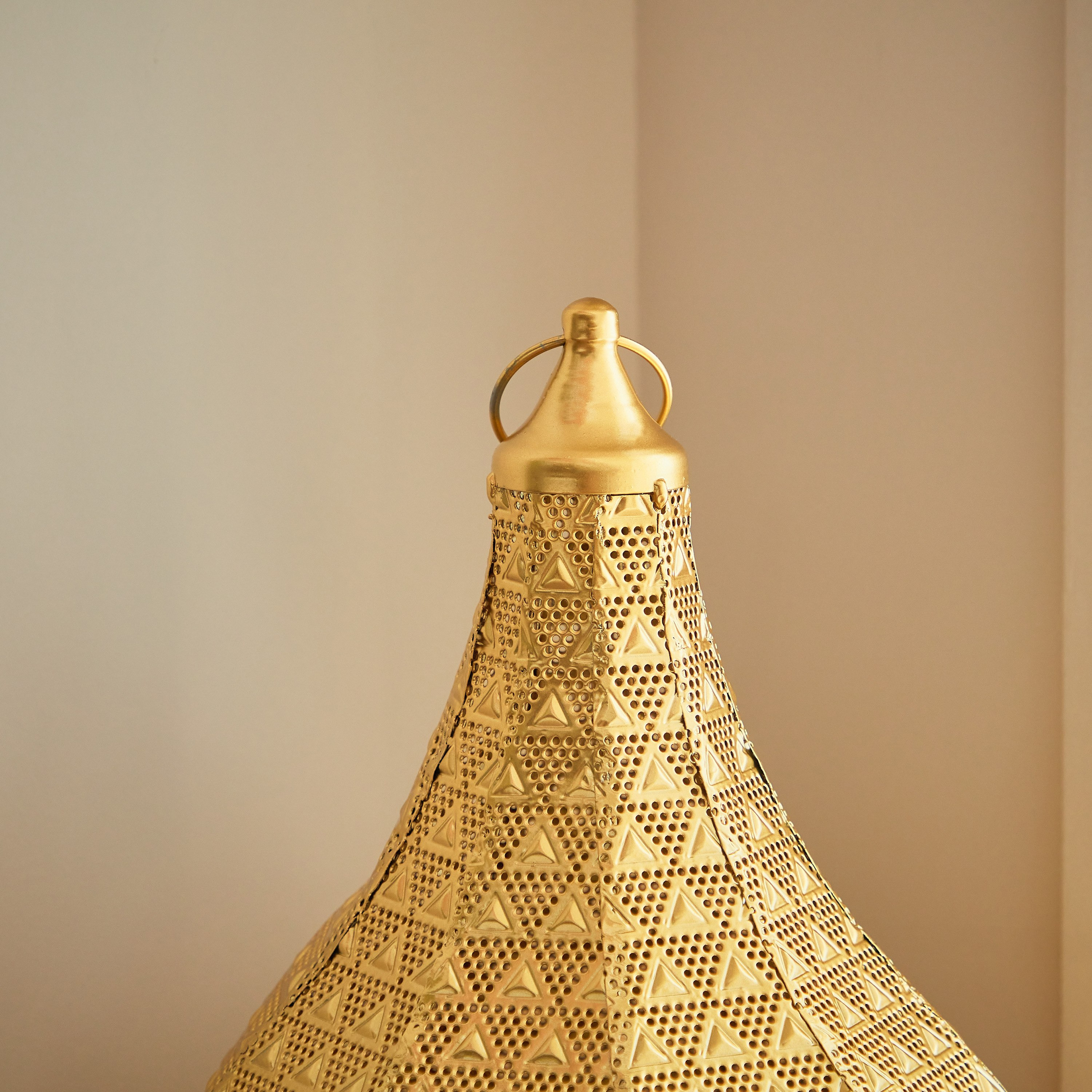 فانوس معدن من ناز - 28x28x47 سم-hbxdecorandfurnishings-homeaccessories-lanterns-image-3