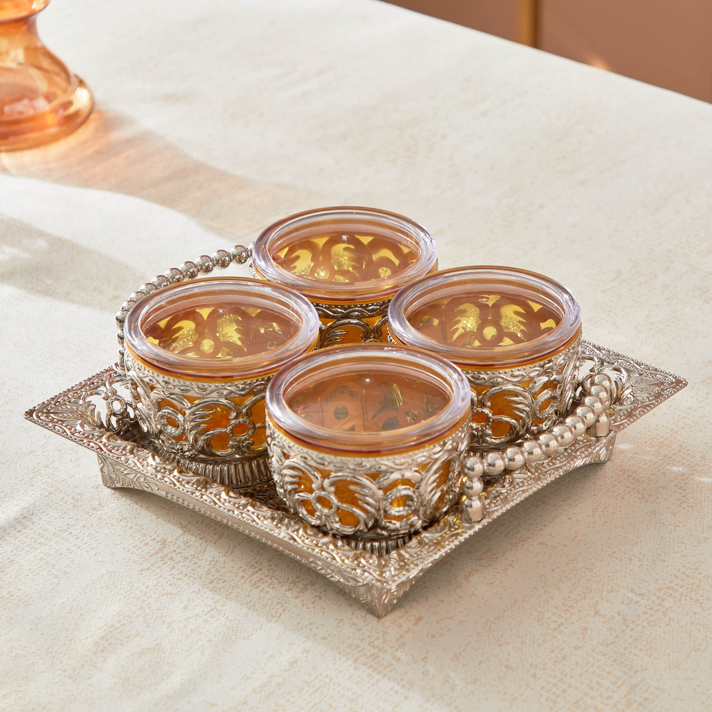 طقم حاويات تقديم 4 قطع مع صينية من فيستال-hbxdecorandfurnishings-tabletop-serveware-image-1