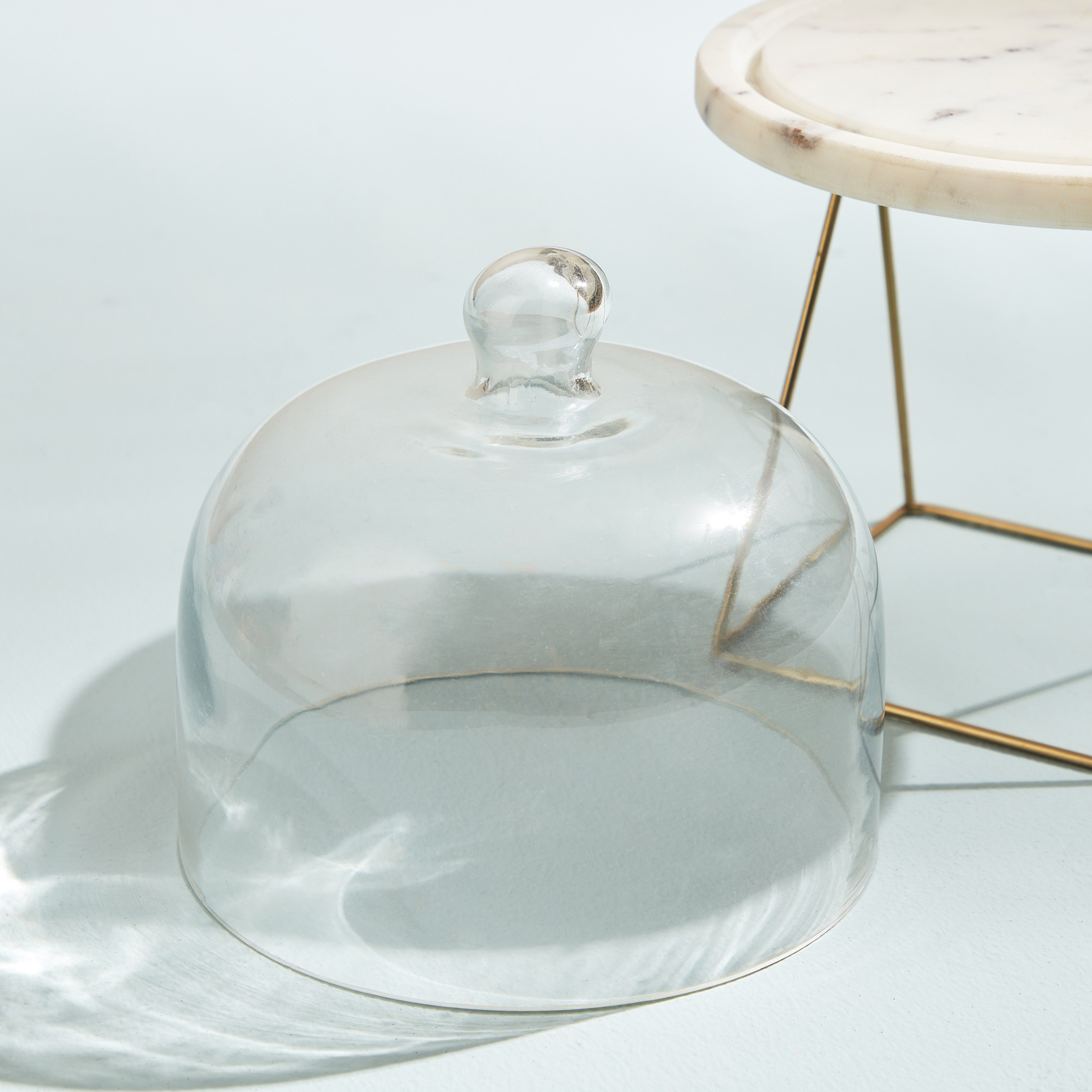 حامل كيك رخام مع قبة من بيانكا-hbxdecorandfurnishings-tabletop-serveware-image-3