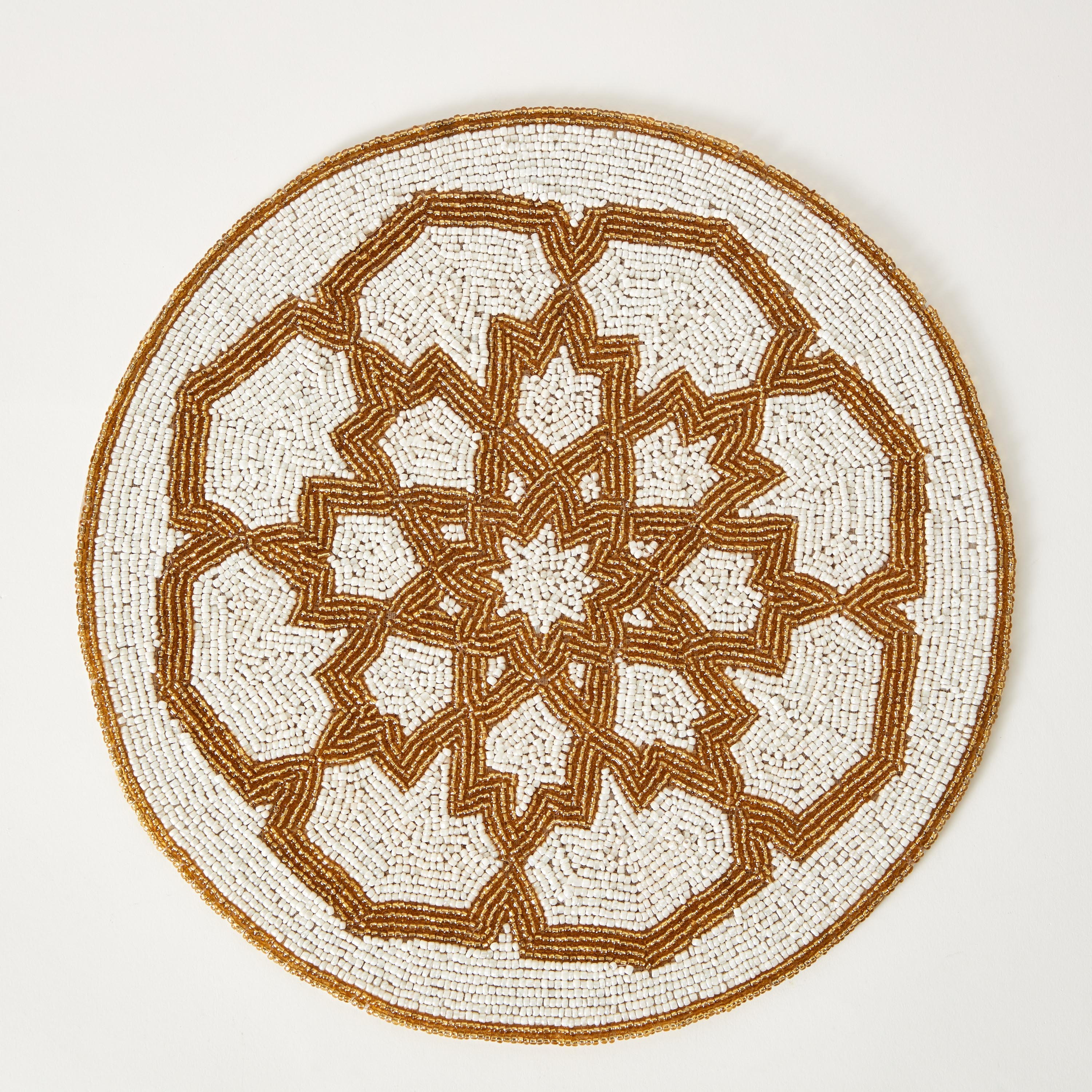 لبادة صحون مزينة بالخرز من ماركازي - 35 سم-hbxdecorandfurnishings-homefurnishings-tablelinens-image-5