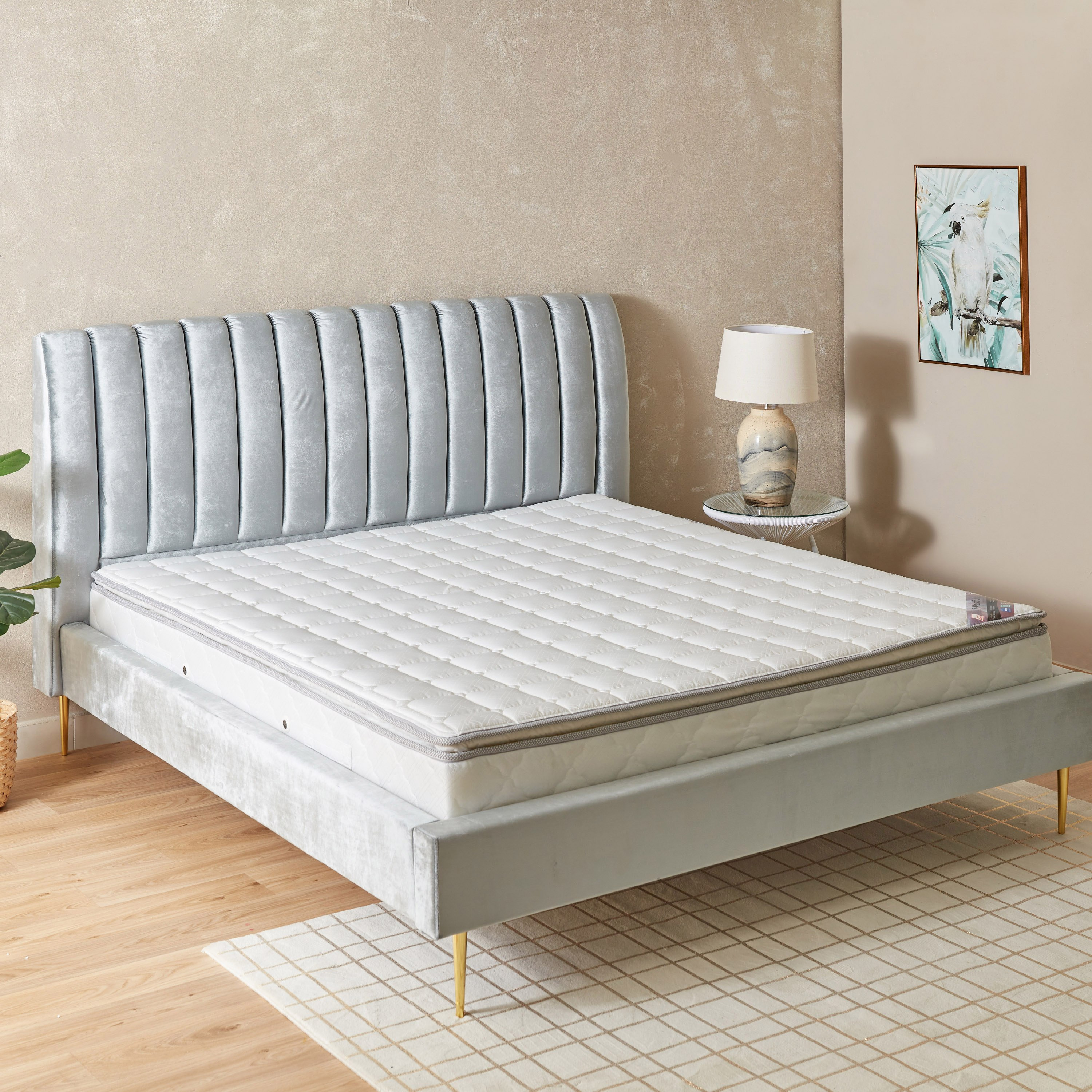 King pillow top mattress and sales box spring