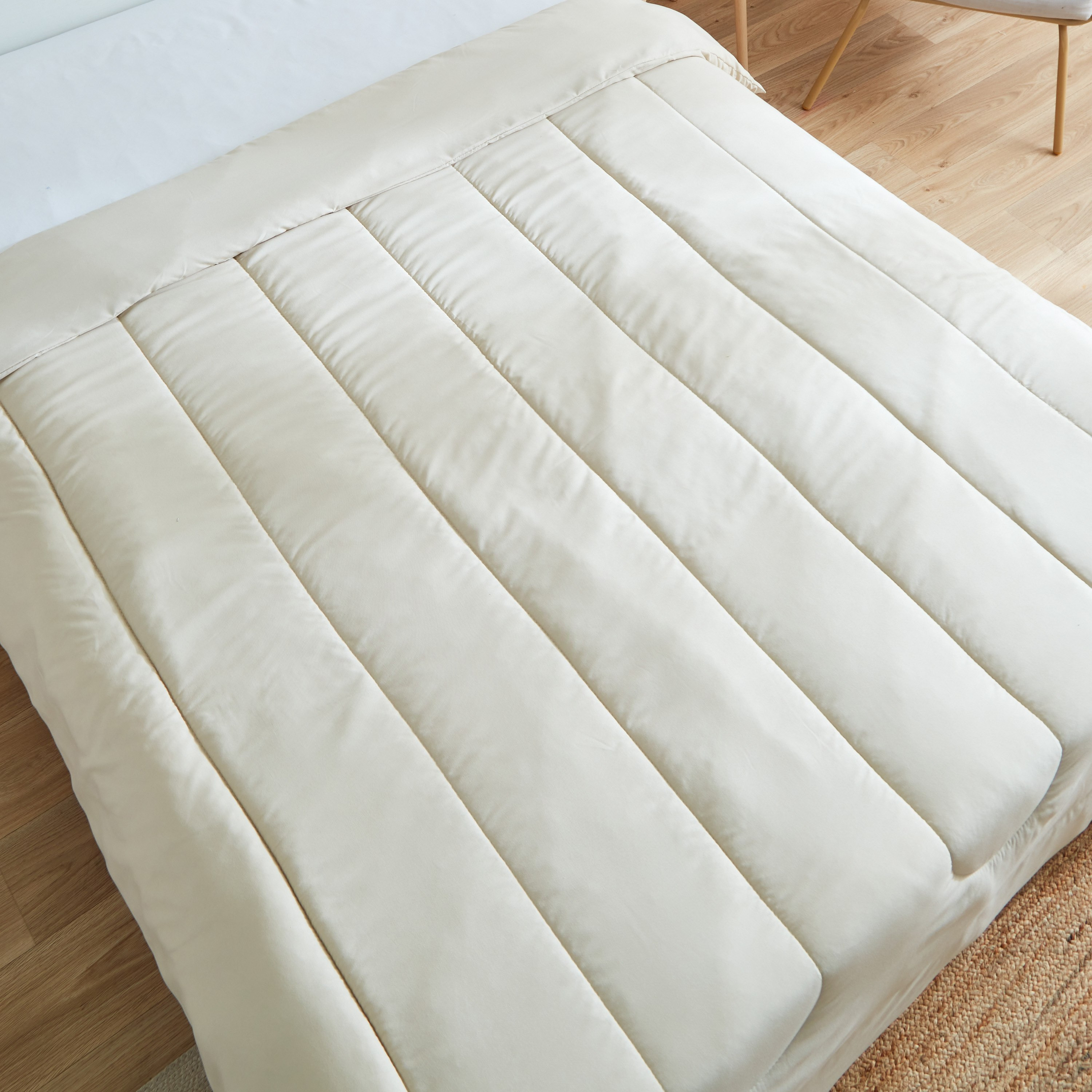 Axis Solid Double Microfibre Comforter - 200x230 cm-PROMO_HB_AE_B1G1_250925-image-3